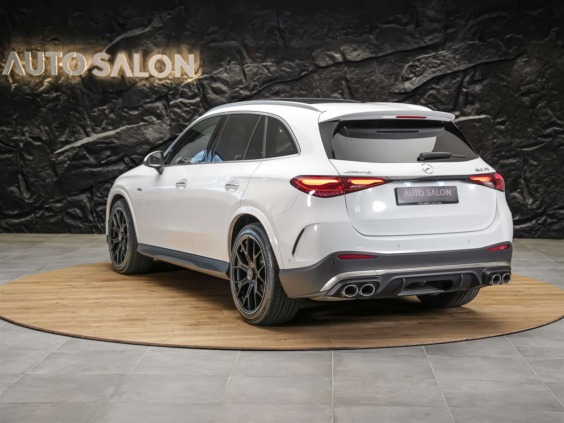 MERCEDES-BENZ GLC 43 AMG Executive Edition 4Matic 9G-Tronic *Head Up Display*Panorama*Abstandsregler*-showroom-element-3