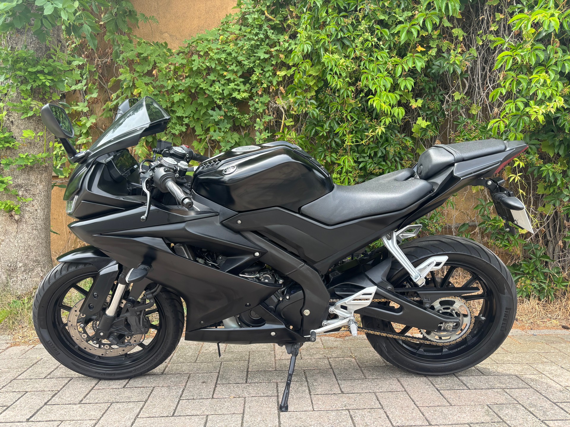 YAMAHA R 125-image-5
