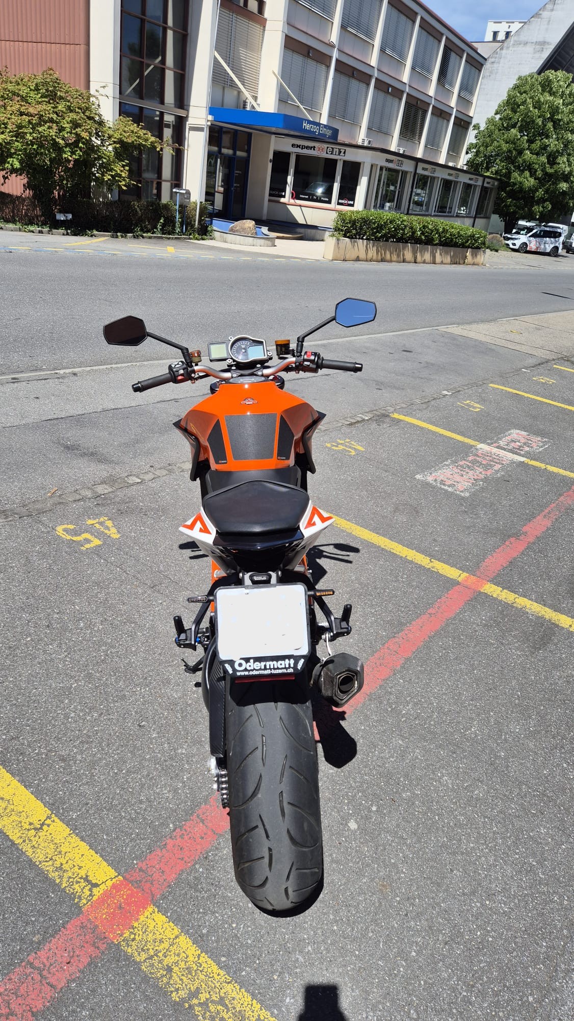 KTM 1290 Super Duke R-image-6