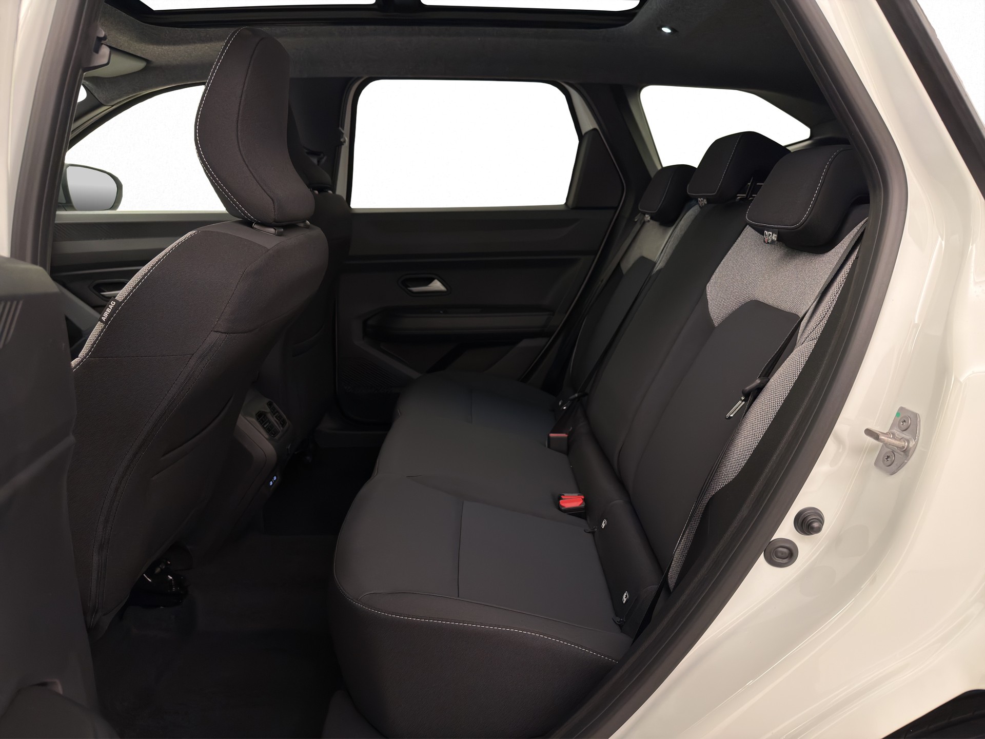 DACIA Bigster 1.8 Hybrid Journey-image-11