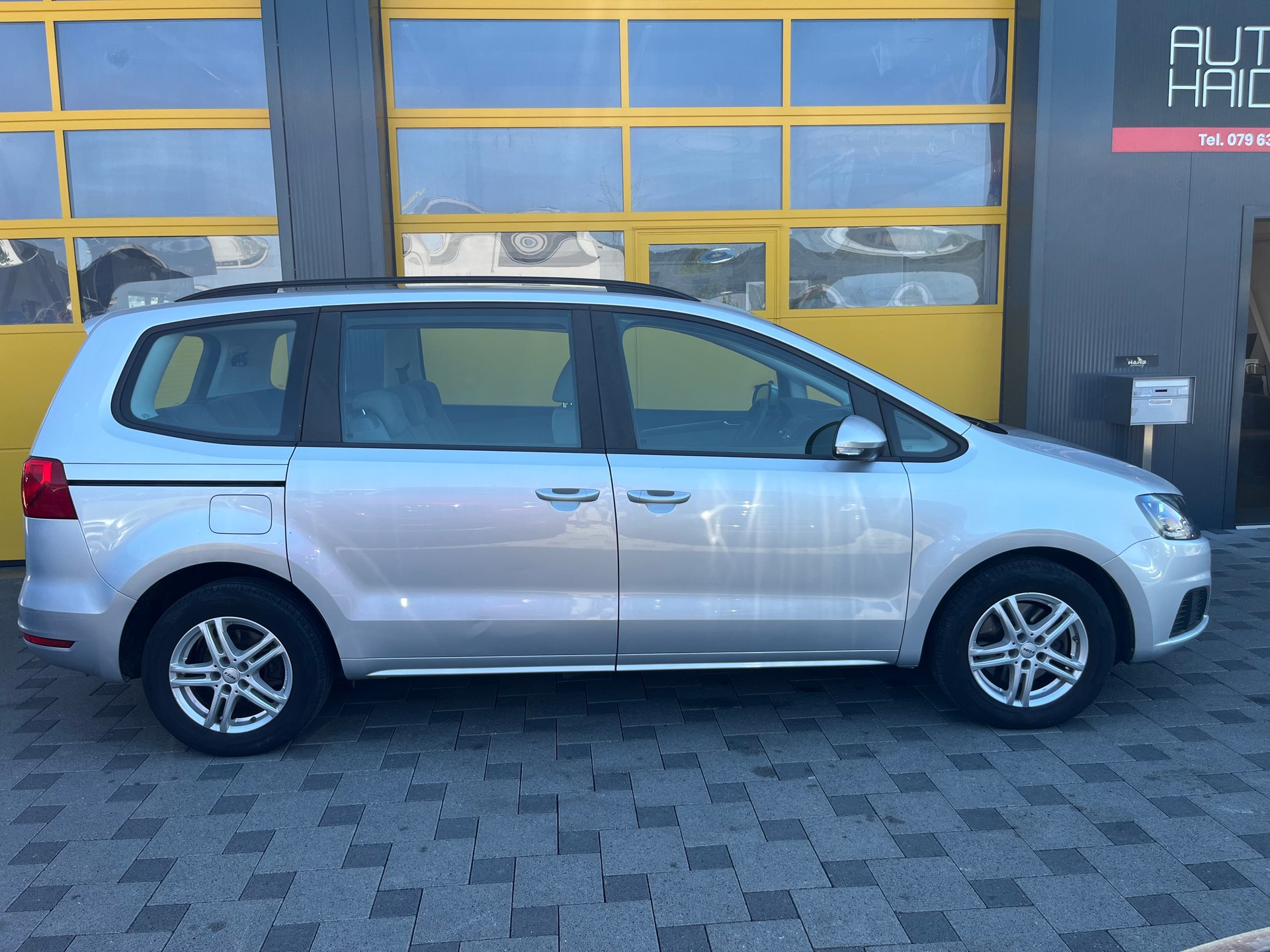 SEAT Alhambra 2.0 TDI Style Eco DSG-image-4