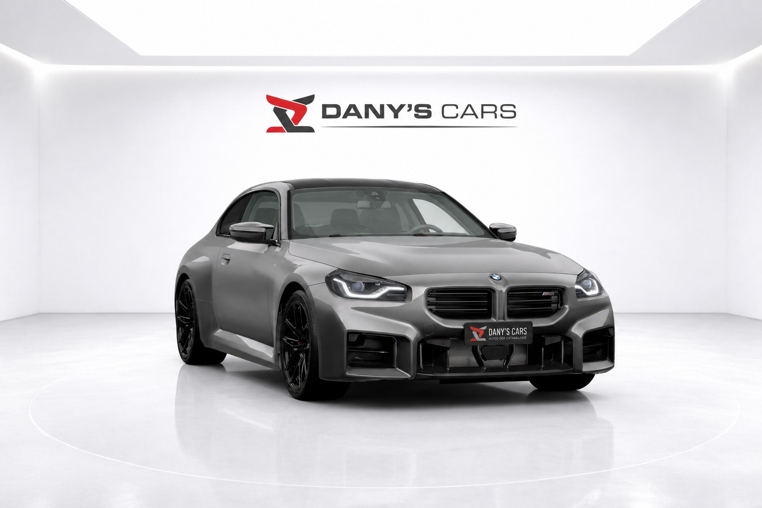 BMW M2 Steptronic-showroom-element-2