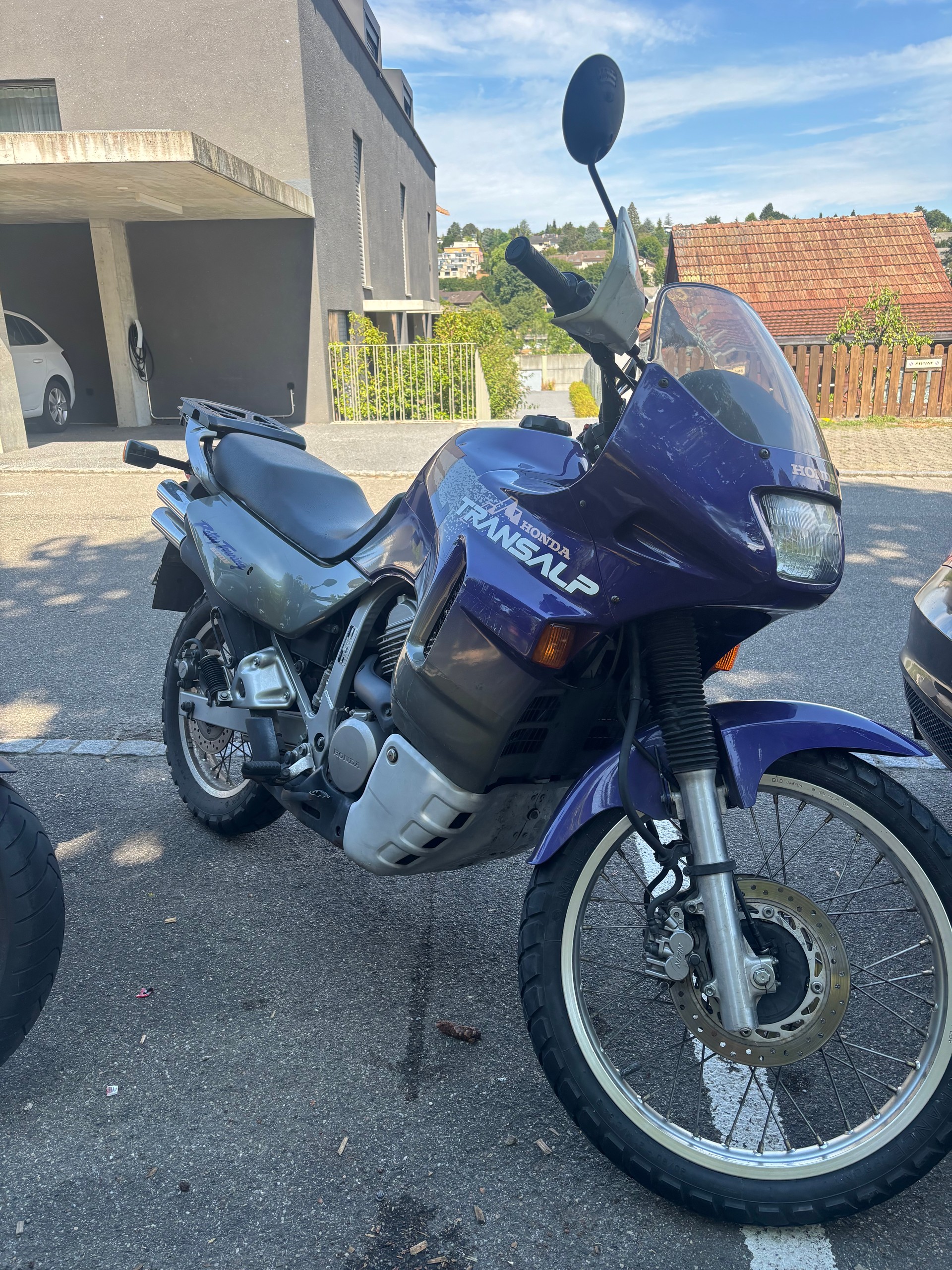 HONDA XL 600 V Transalp-image-1