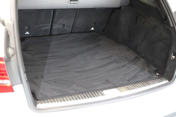MERCEDES-BENZ C 220d SwissStar AMG L.4M-image-11