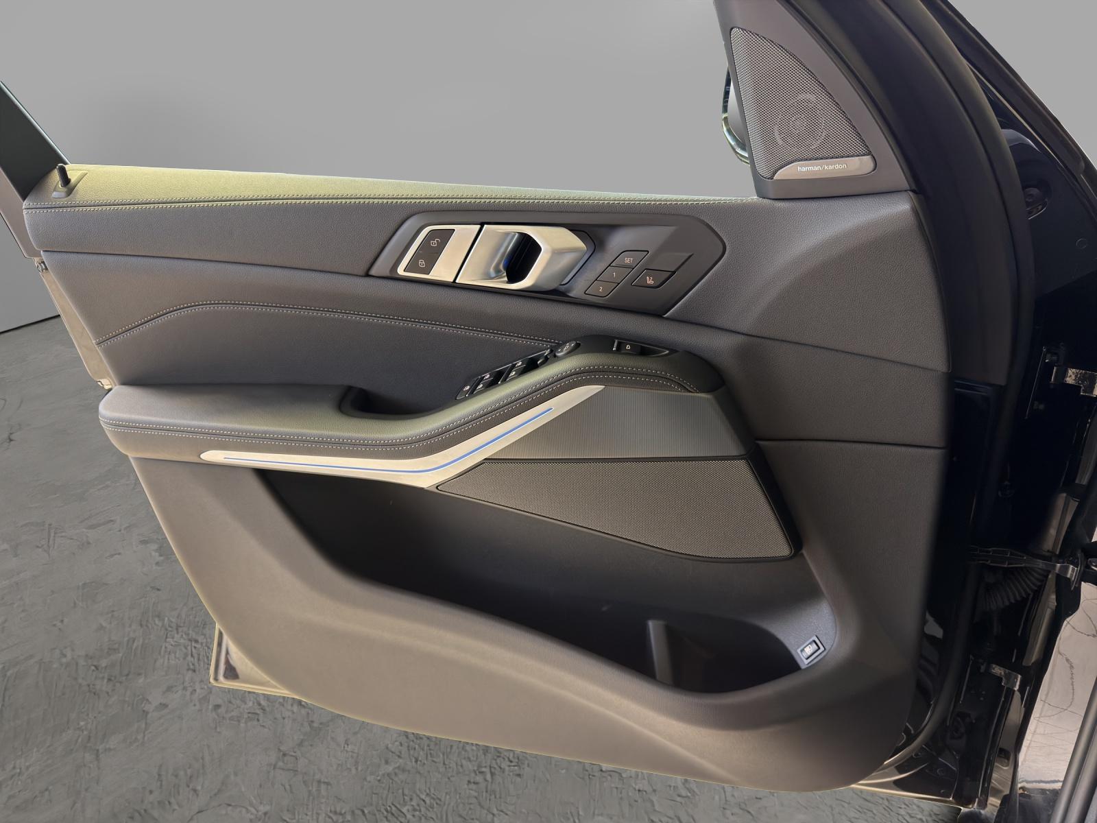 BMW X5 45e xDrive M-SportPaket-image-9