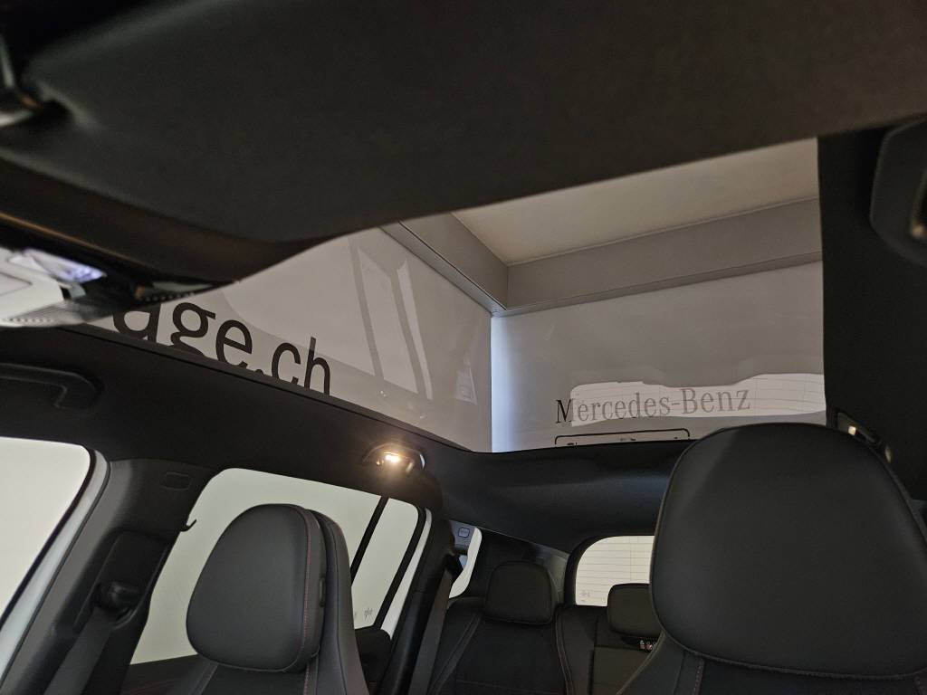 MERCEDES-BENZ GLB 220 4Matic-image-10