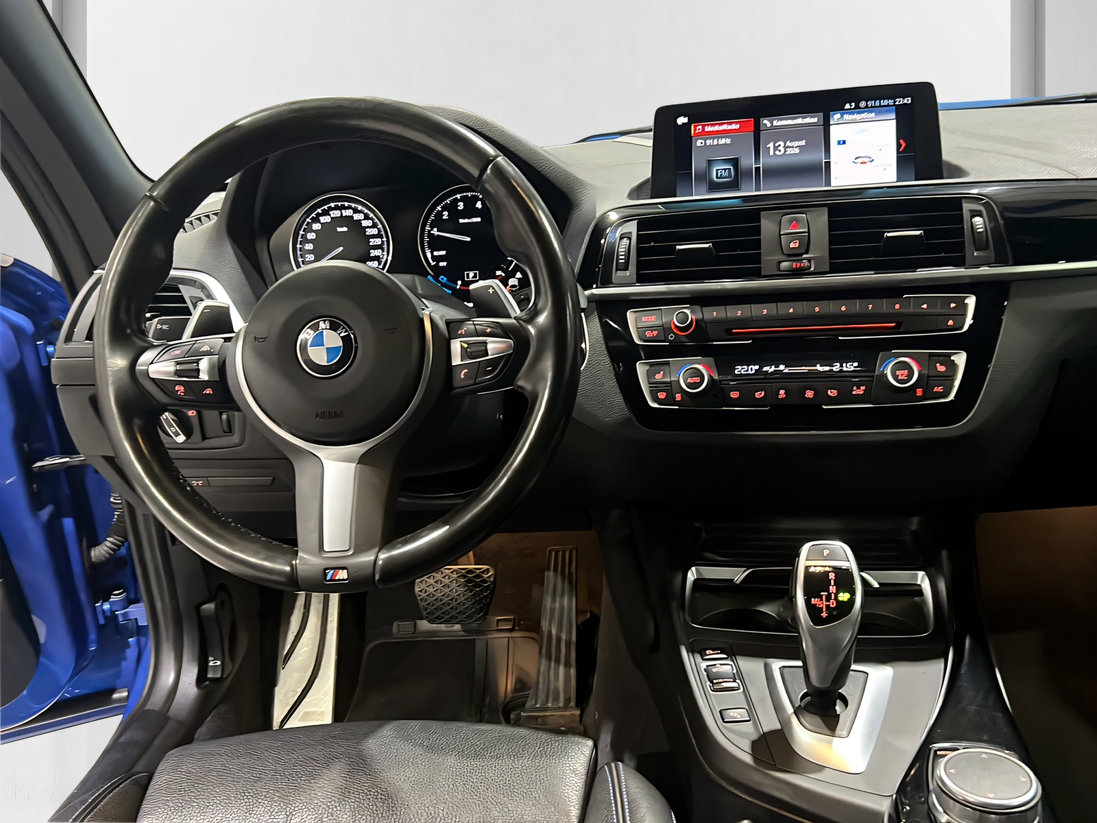 BMW M240i xDrive Steptronic**Tempomat ACC,Rückfahrtkamera,CH Auslieferung,Frisch ab MFK**-image-8