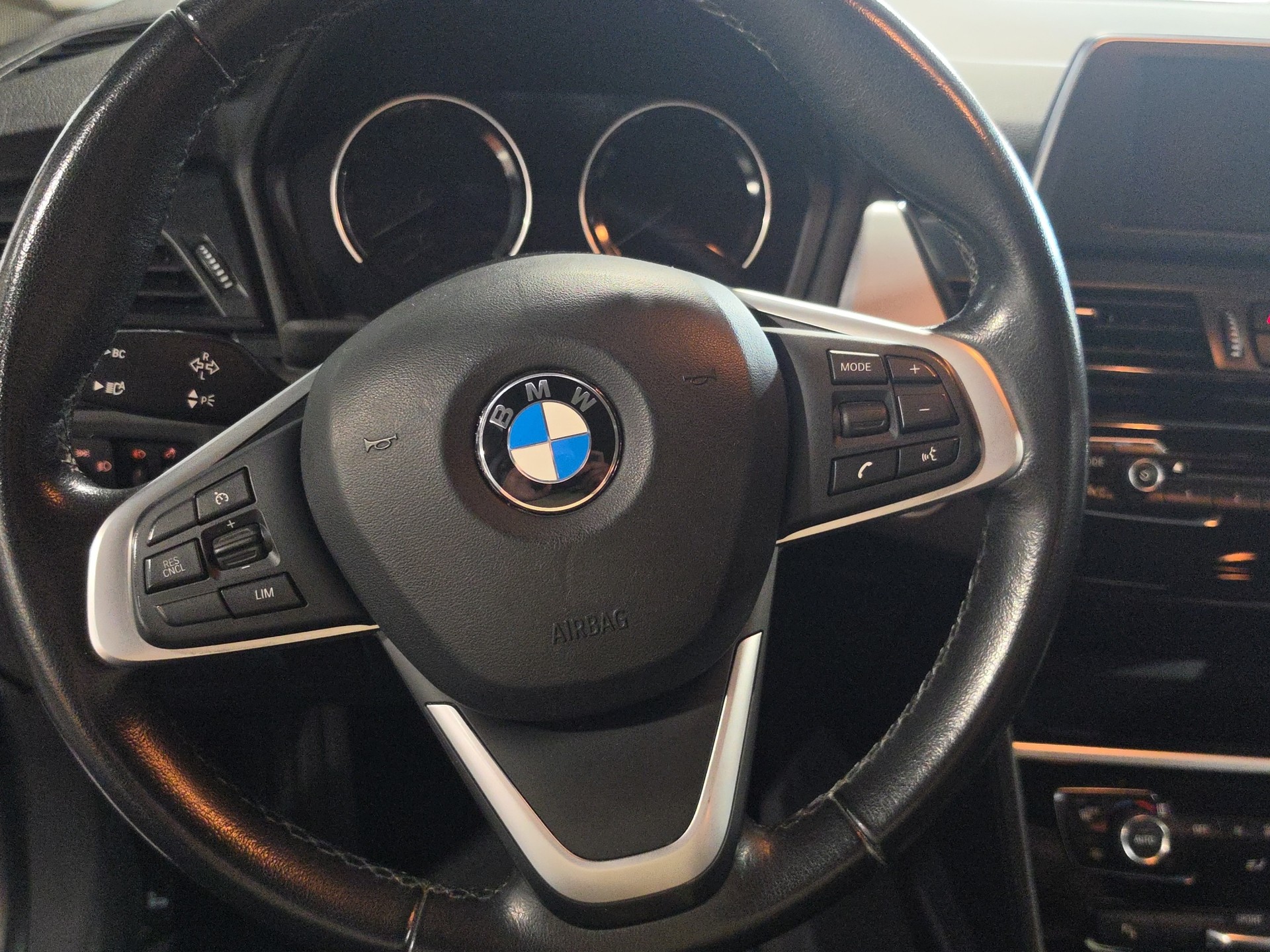 BMW 218i Active Tourer DKG-image-10