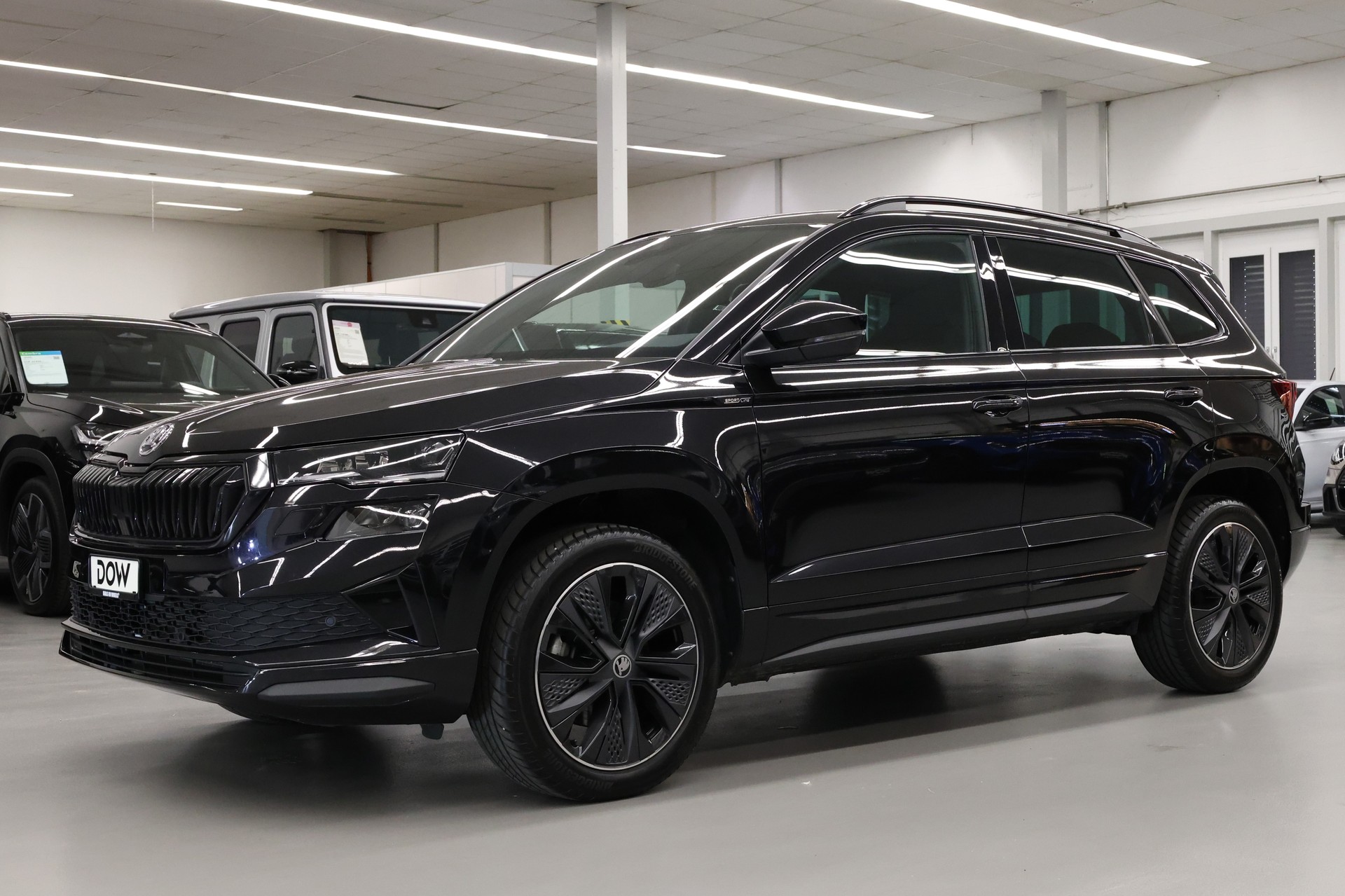 SKODA Karoq 1.5 TSI SportLine DSG-showroom-element-3