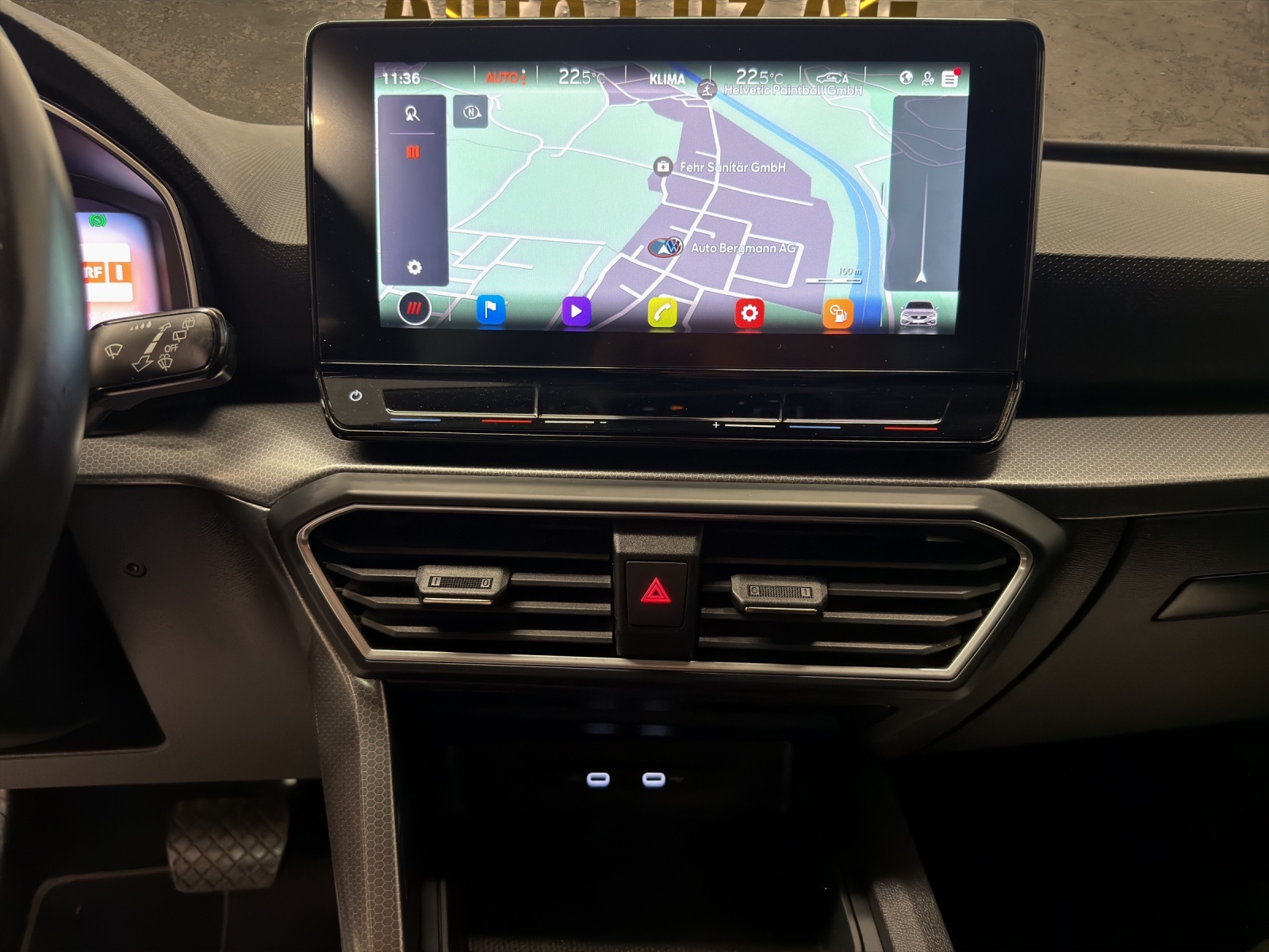 SEAT Leon ST 2.0 TDI EVO DSG Style-image-7