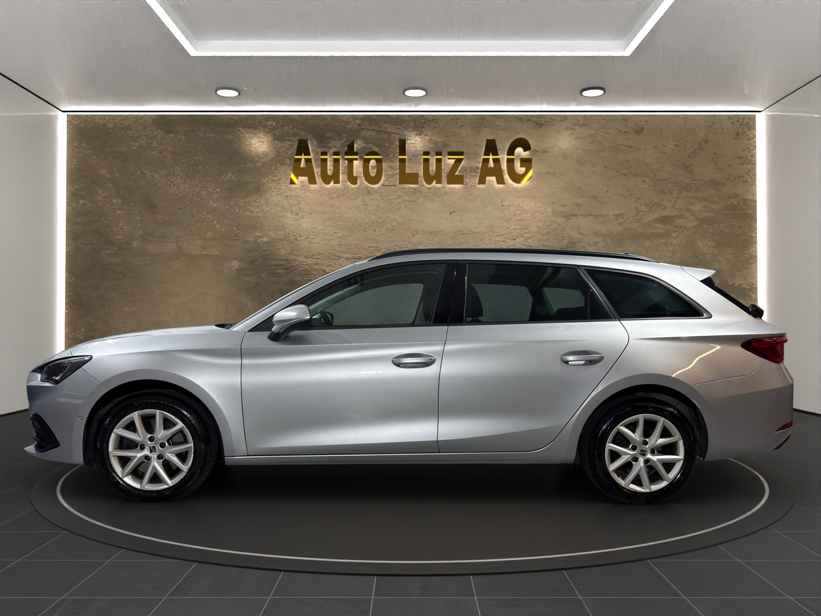 SEAT Leon ST 2.0 TDI EVO DSG Style-image-13