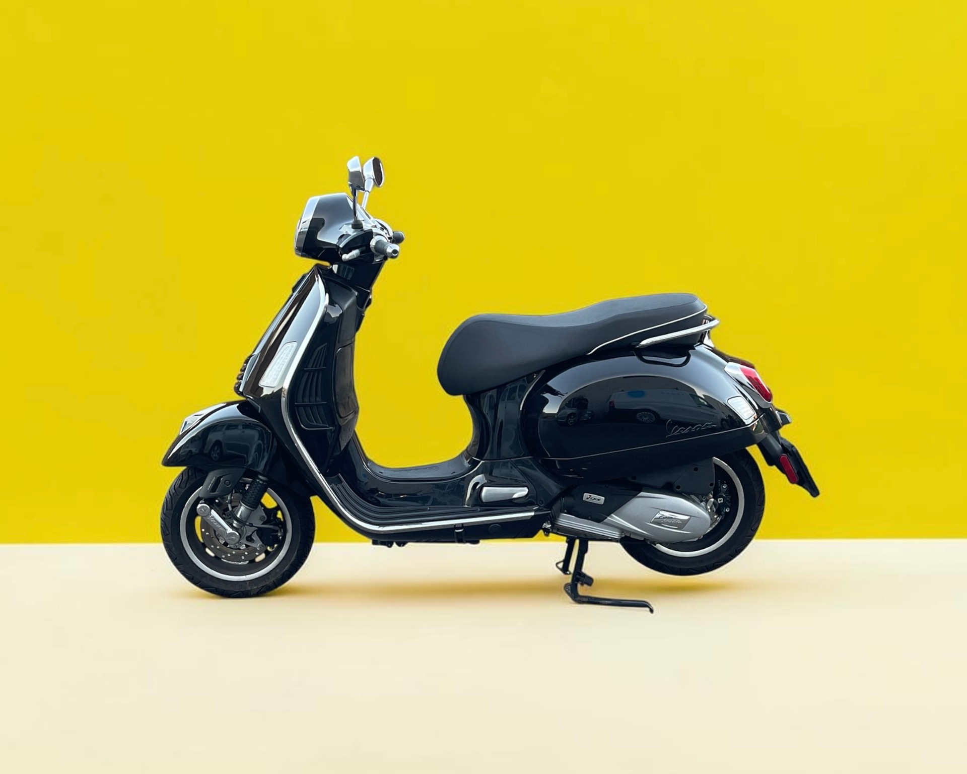 PIAGGIO Vespa GTS 125 ABS-image-0
