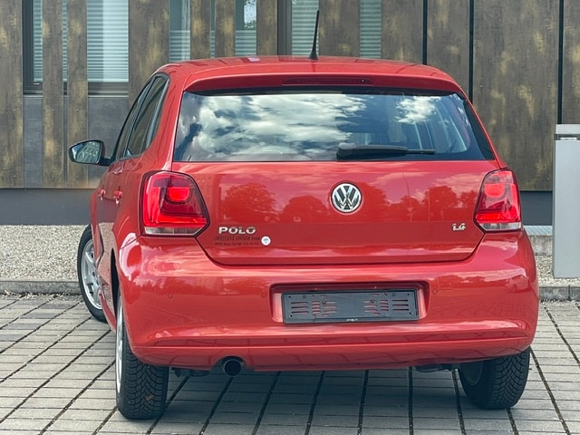 VW Polo 1.4 16V Highline-image-10