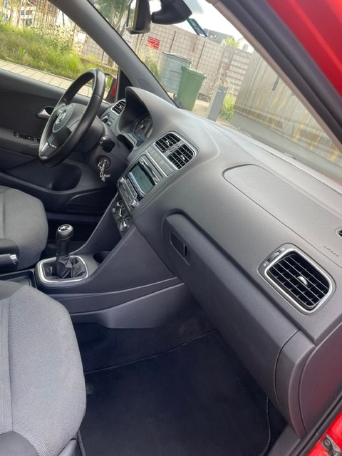 VW Polo 1.4 16V Highline-image-21