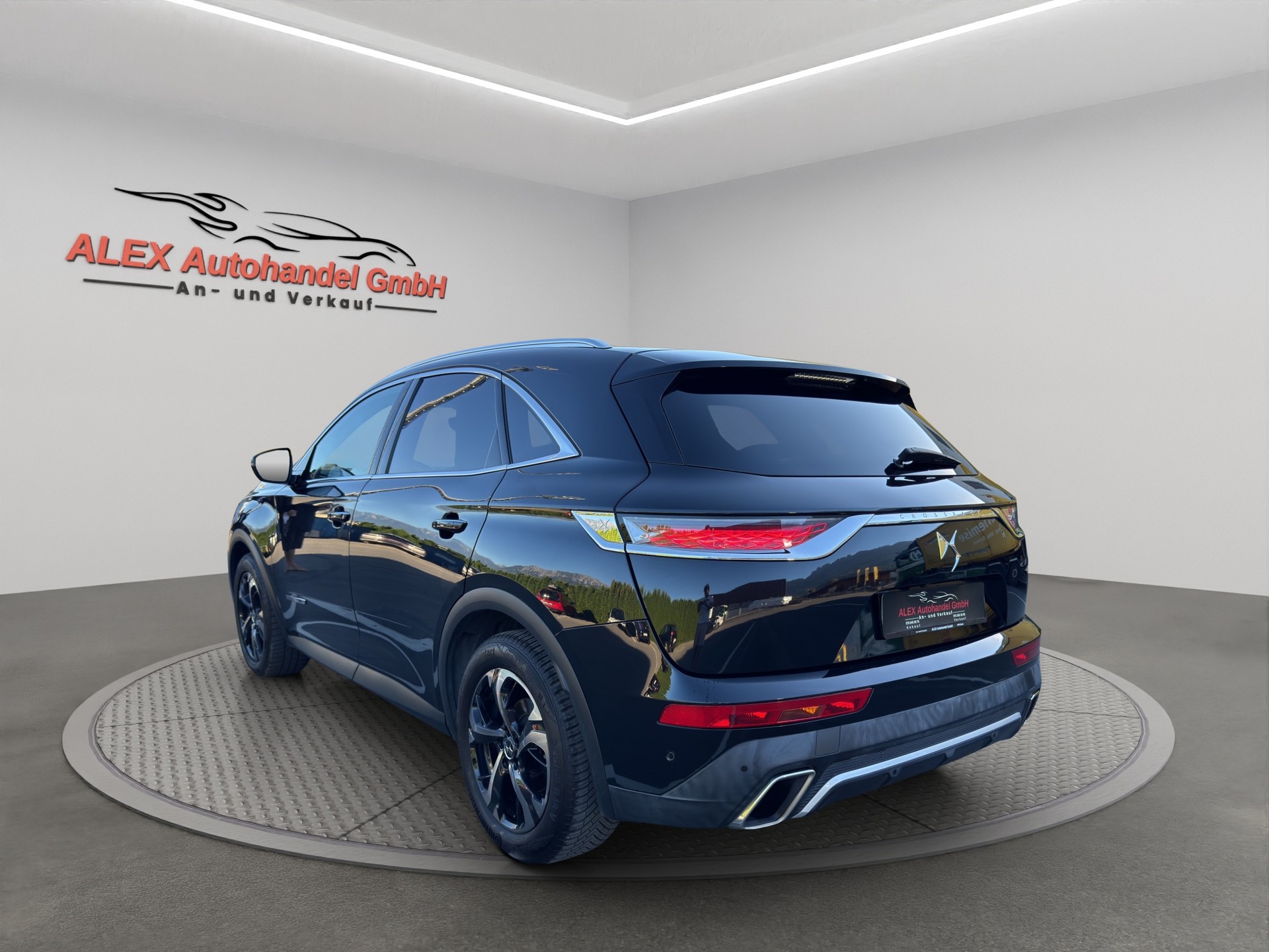 DS AUTOMOBILES DS 7 Crossback 1.6 THP Performance Line Automatic-image-3