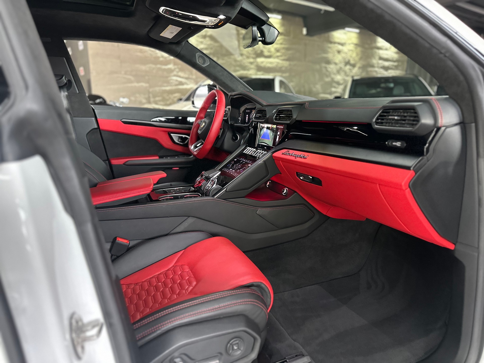 LAMBORGHINI Urus E-Gear Bianco Monocerus-image-7