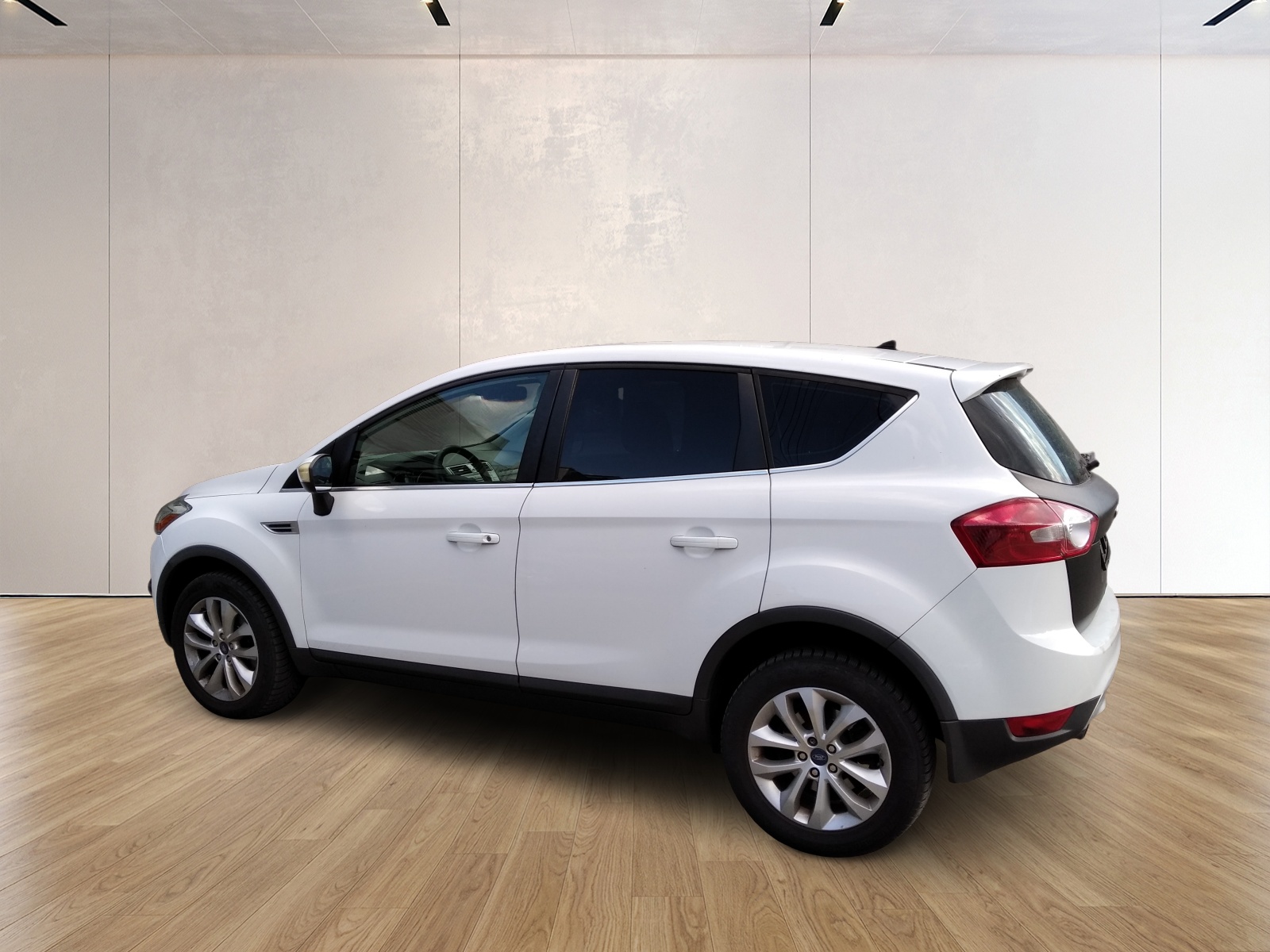 FORD Kuga 2.5 Turbo Titanium 4WD Automatic-showroom-element-2