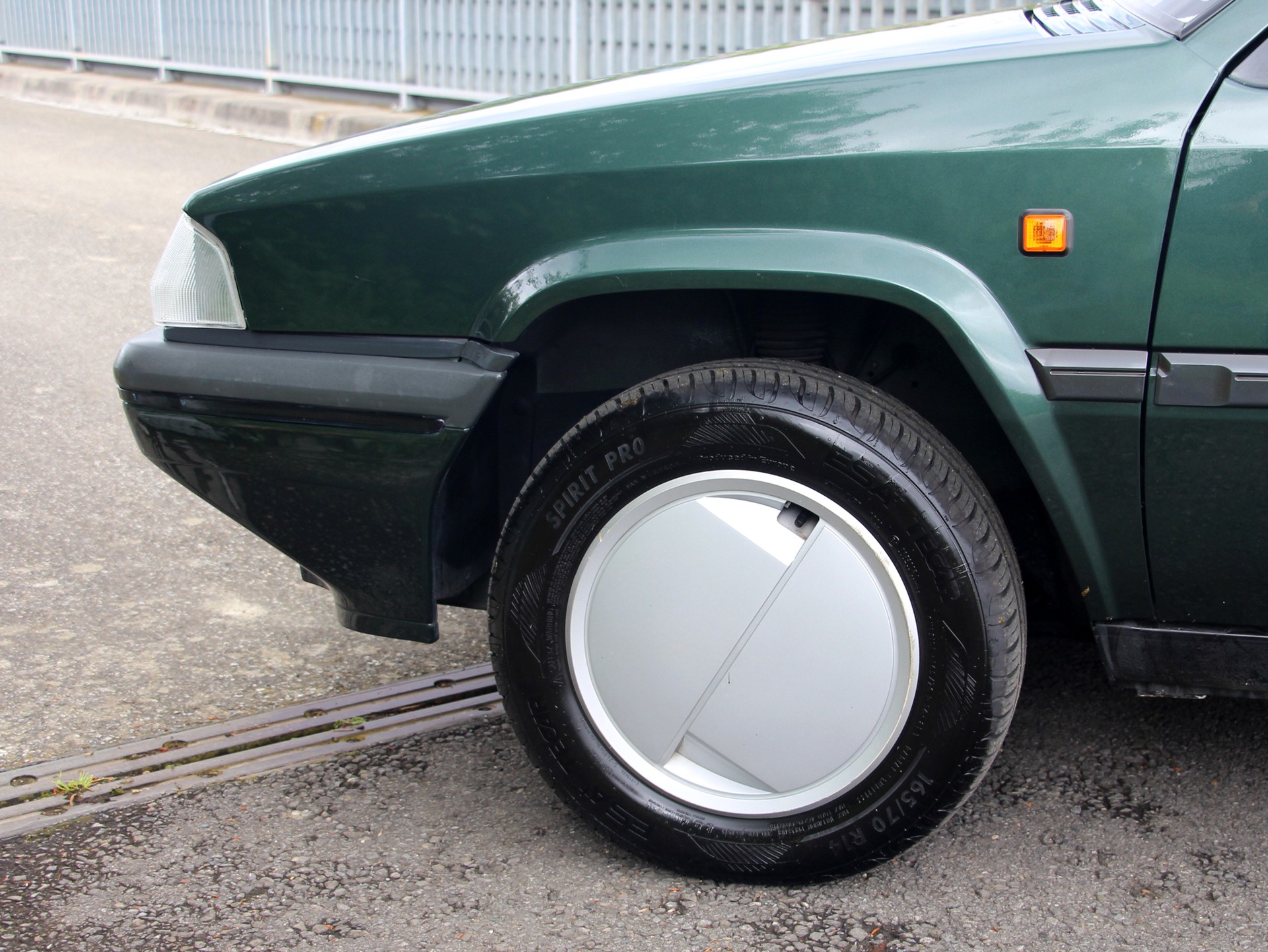 CITROEN BX Sedan 16 STAR (TZI)-image-15
