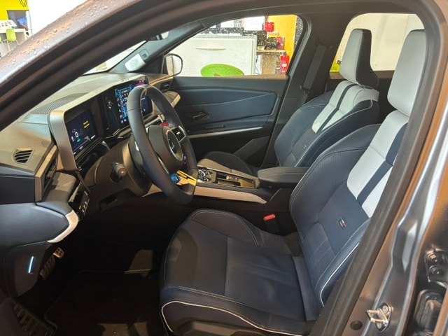 ALPINE A290 180 52kWh GT Premium-image-11