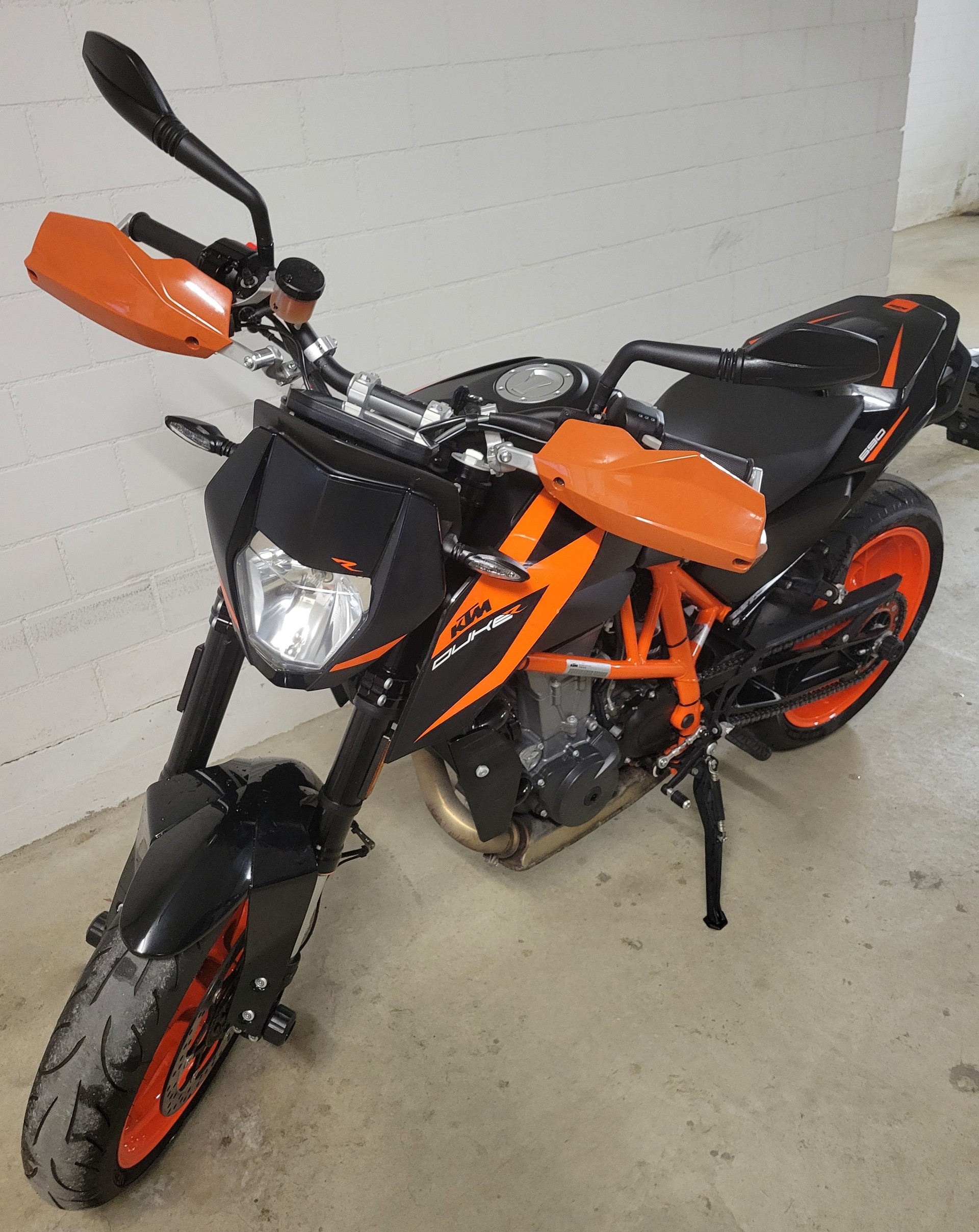 KTM 690 Duke R ABS-image-0