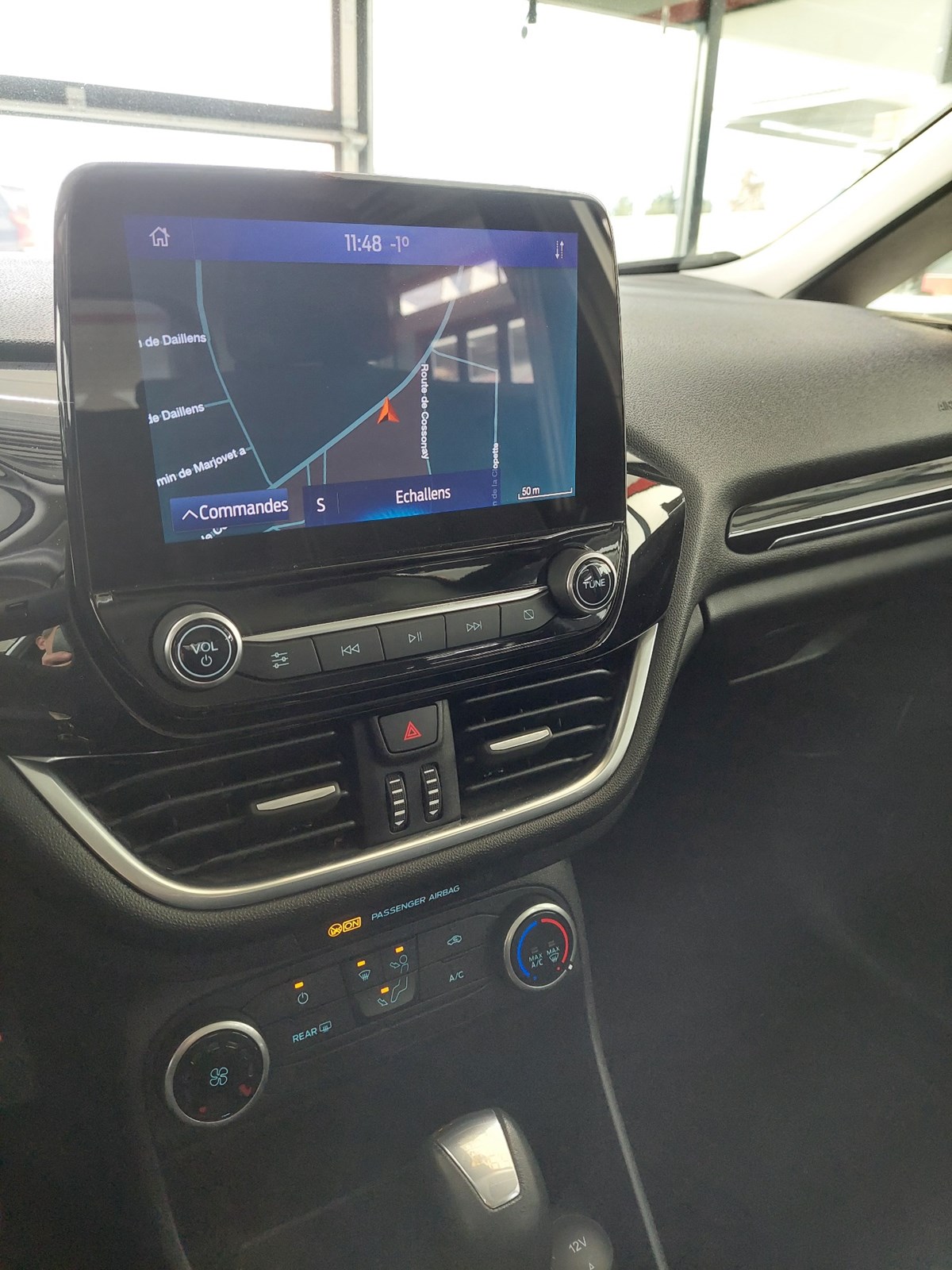 FORD Fiesta 1.0 SCTi Cool & Connect Automat-image-12