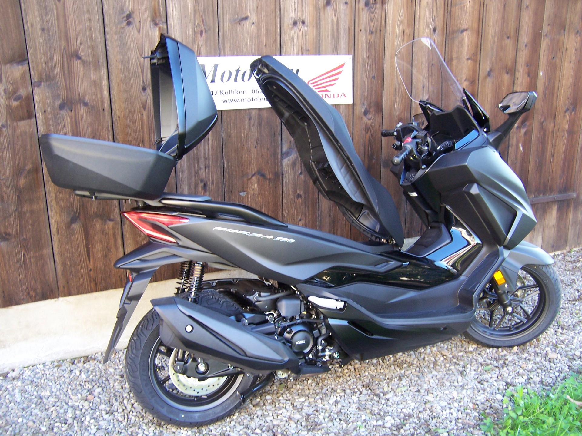 HONDA NSS 350 Smart Top Box-image-11