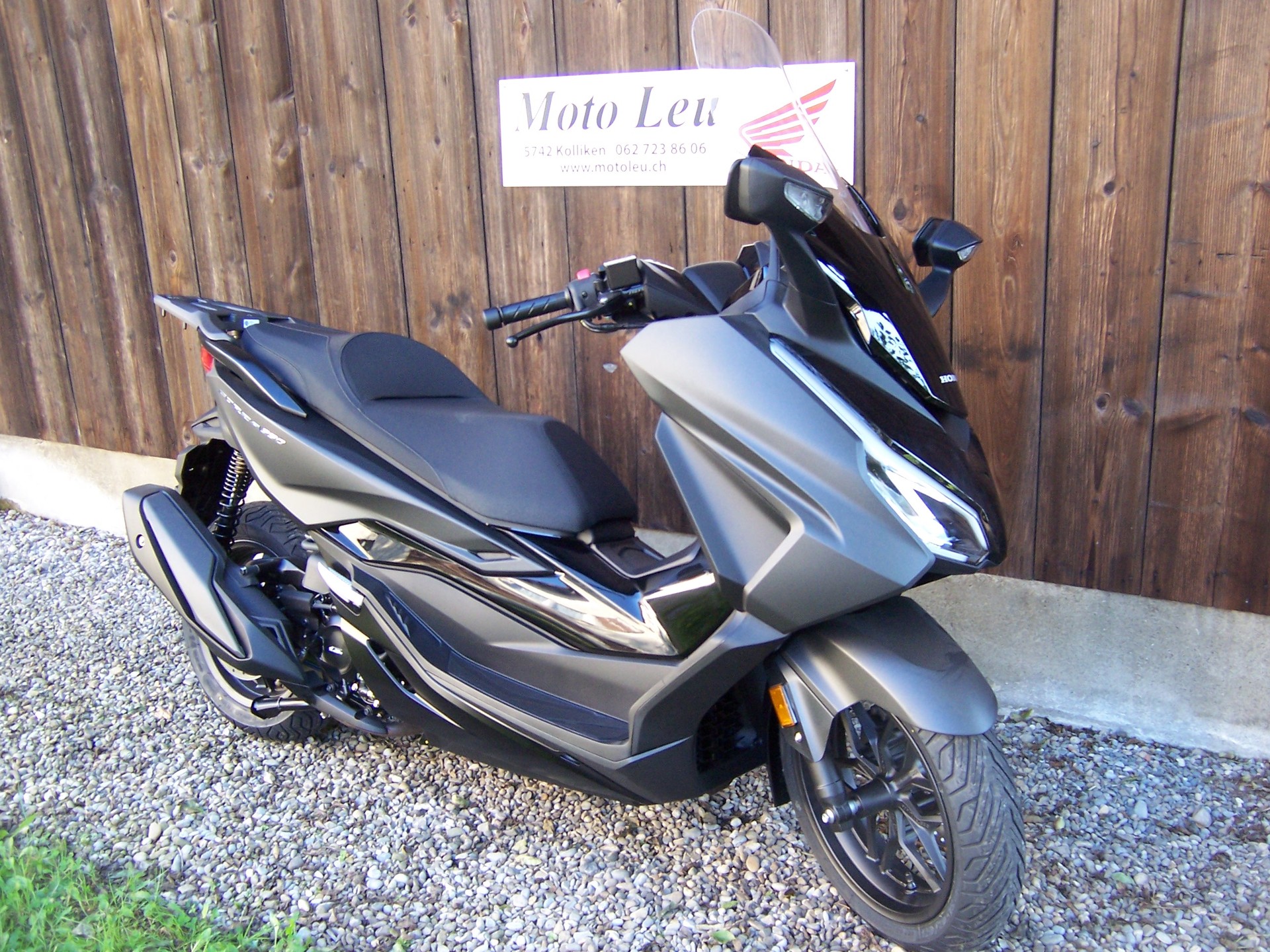 HONDA NSS 350 Smart Top Box-showroom-element-1