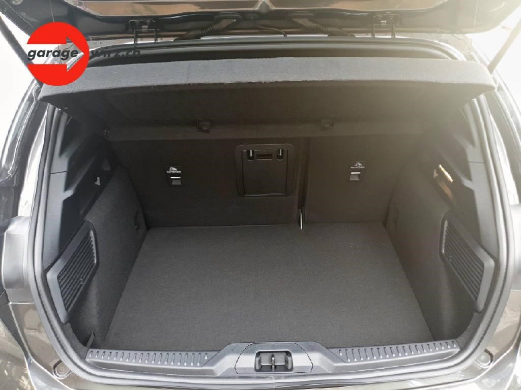 FORD Focus 1.0i EcoB Hybrid 155 ST-Line Style-image-9