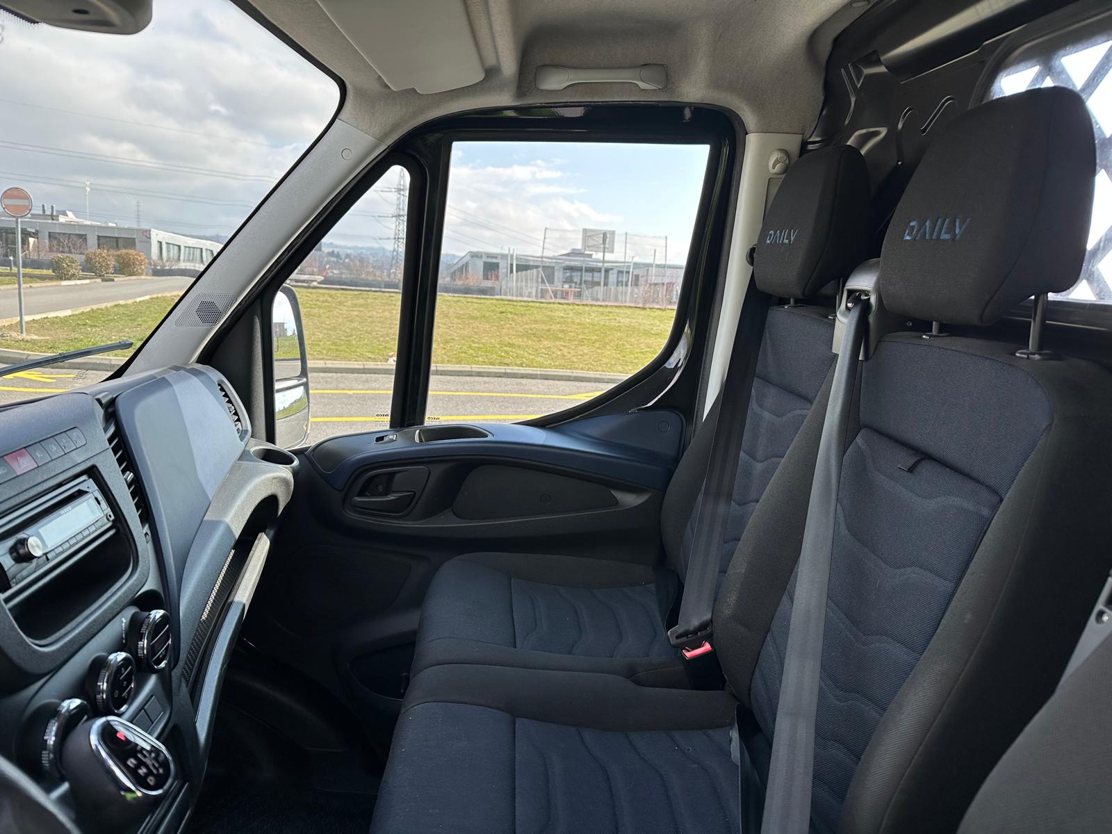 IVECO 35 S 14 A8 V-image-26