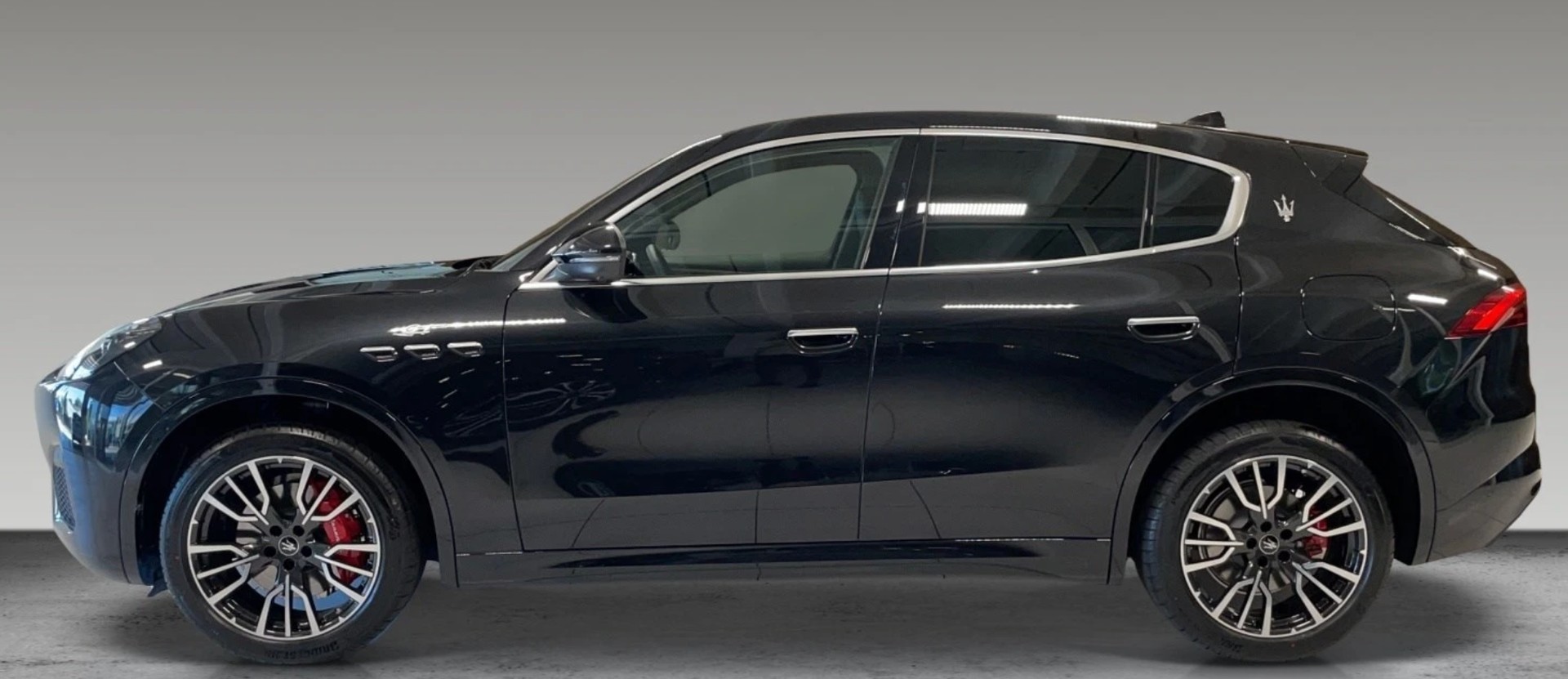 MASERATI Grecale 2.0 MHEV GT Hybrid Automatica-image-1