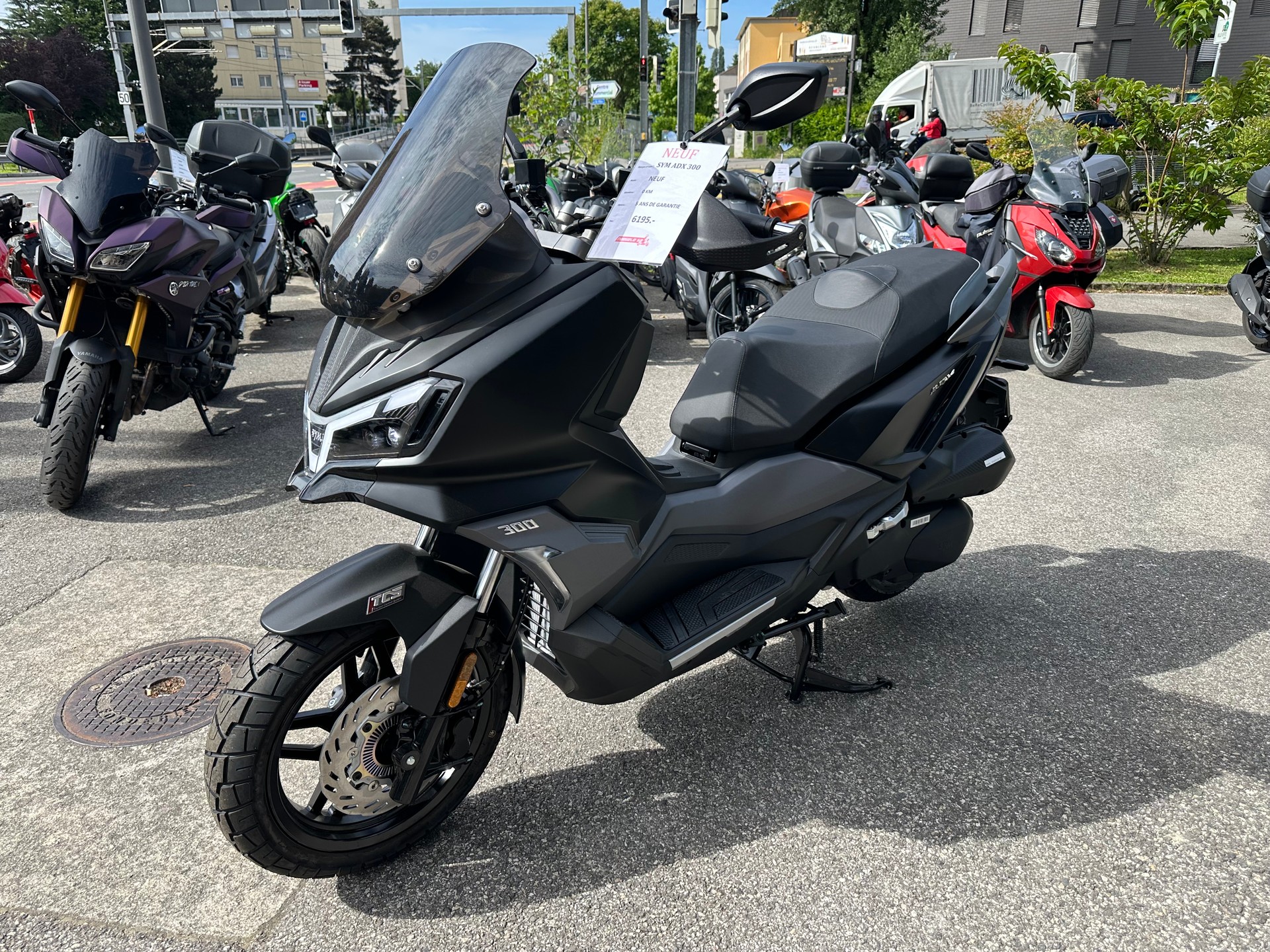 SYM ADX 300-image-3