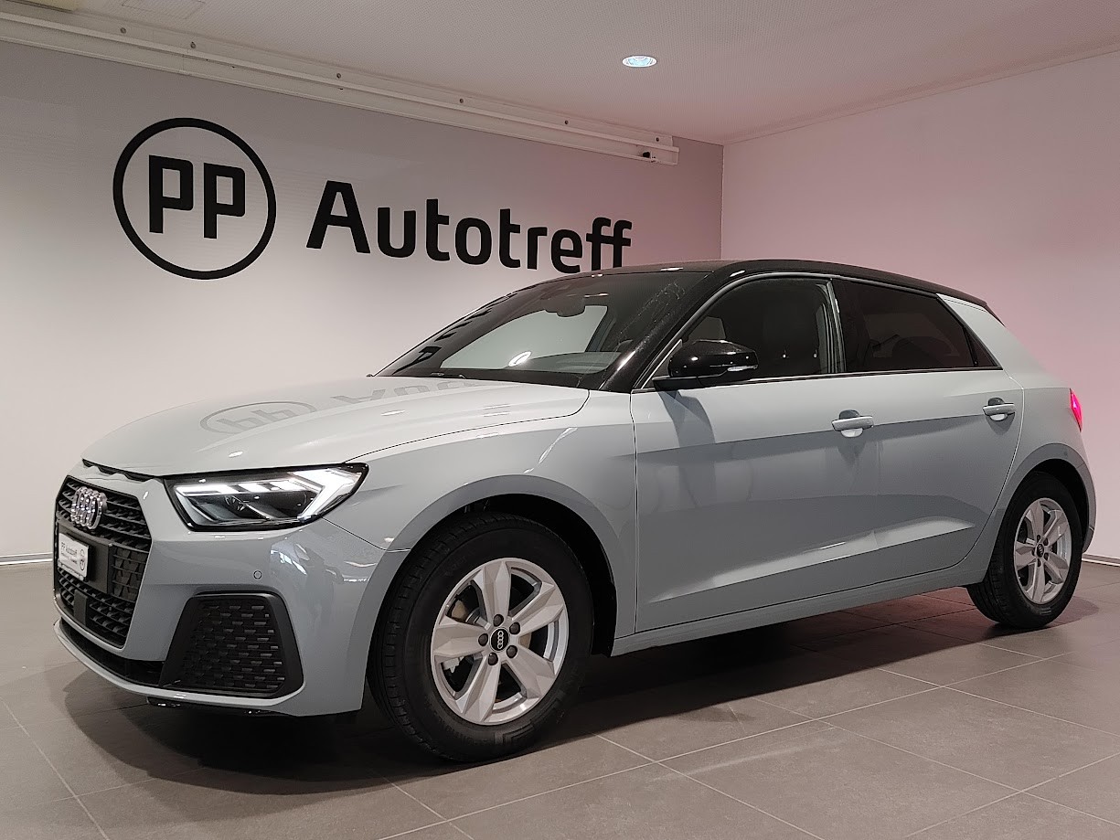 AUDI A1 Sportback 30 TFSI Attraction-image-1