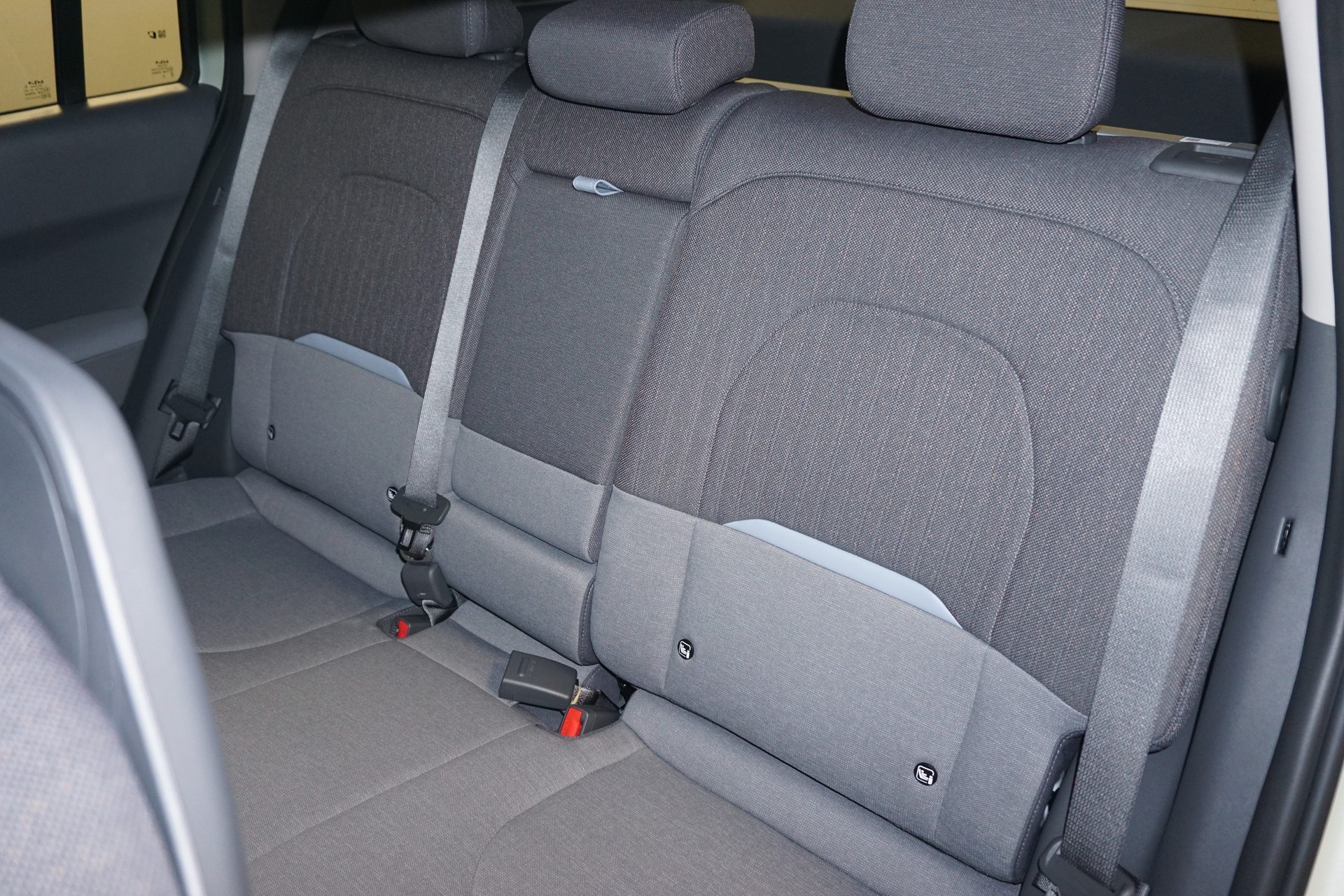 KIA EV3 81.4 kWh Air-image-8
