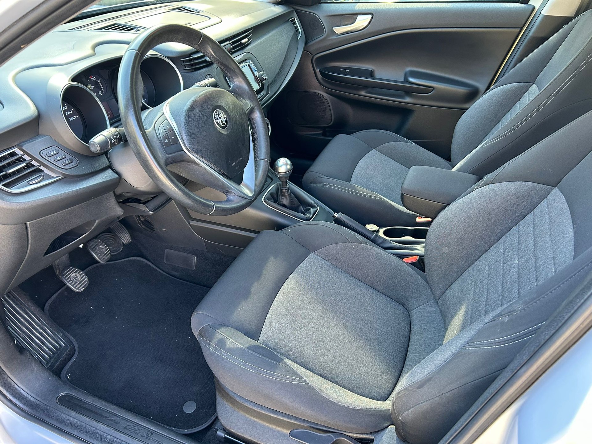 ALFA ROMEO Giulietta 1.4 T-image-8