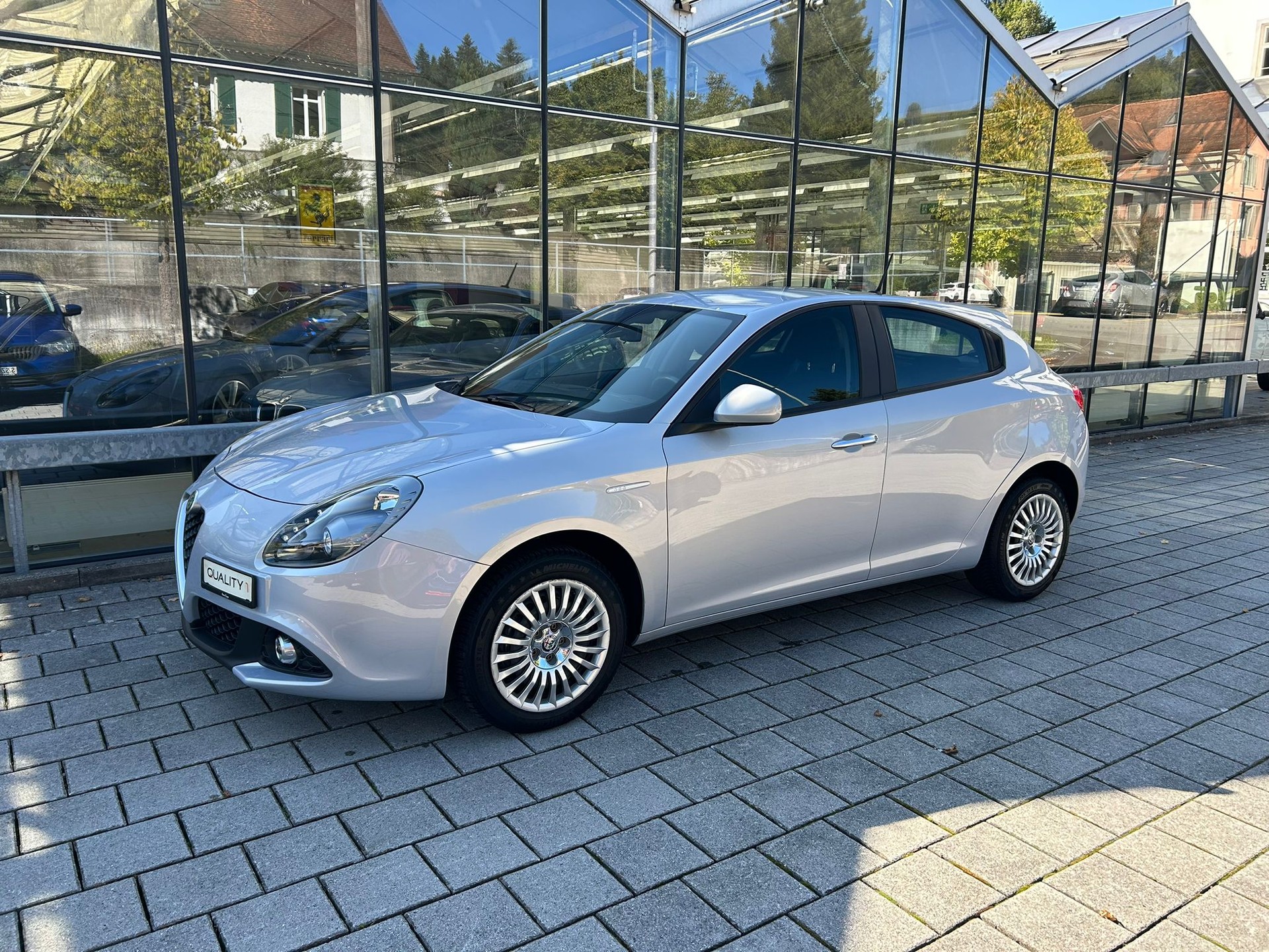 ALFA ROMEO Giulietta 1.4 T-showroom-element-2