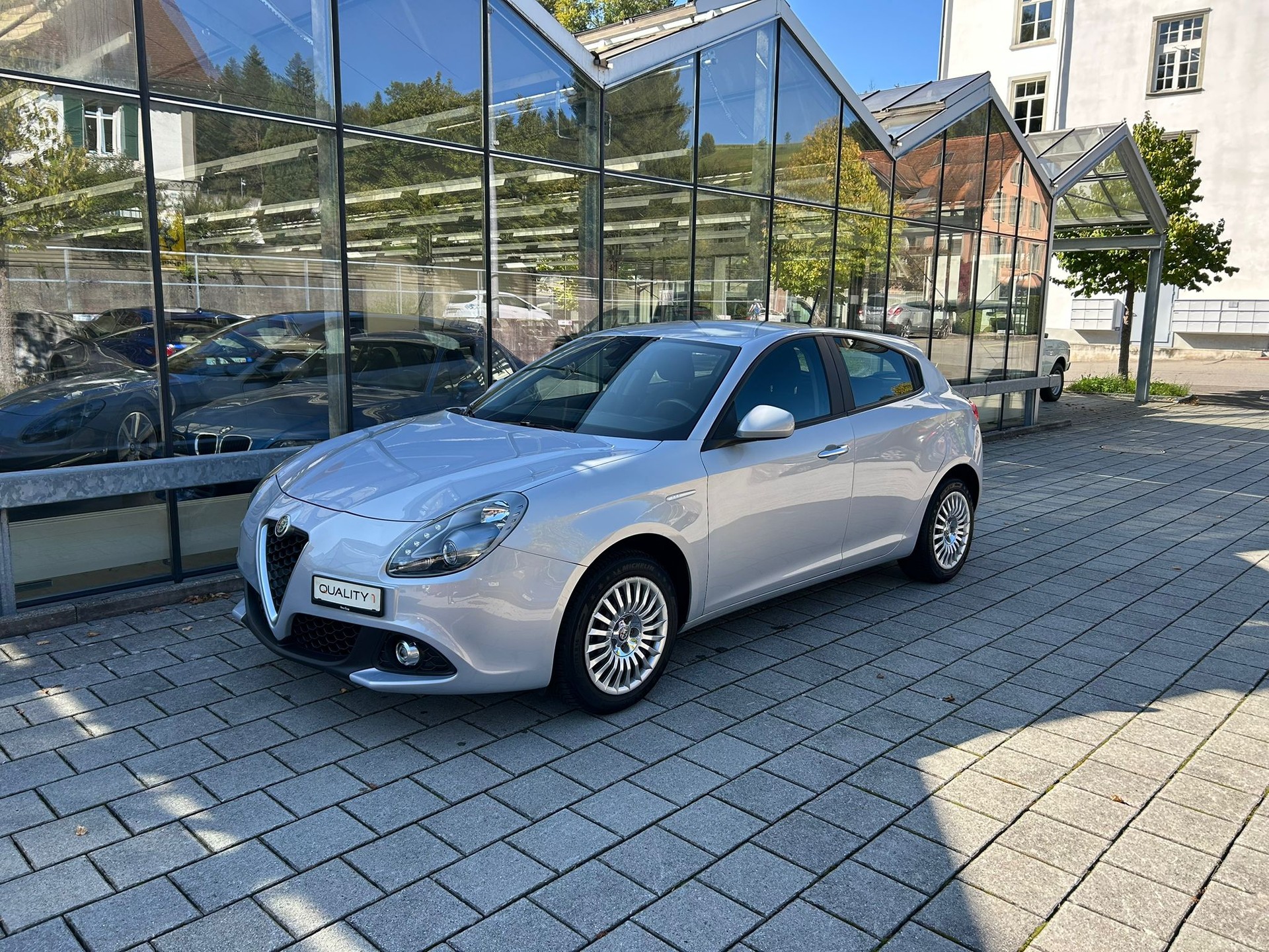 ALFA ROMEO Giulietta 1.4 T-showroom-element-1