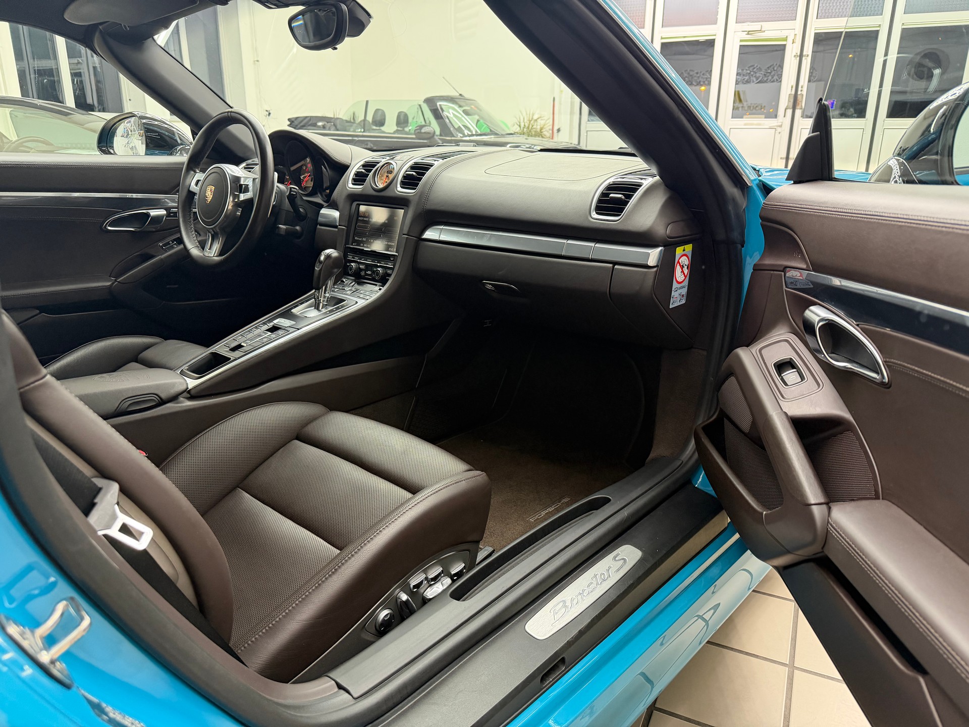 PORSCHE Boxster S 3.4 PDK-image-15