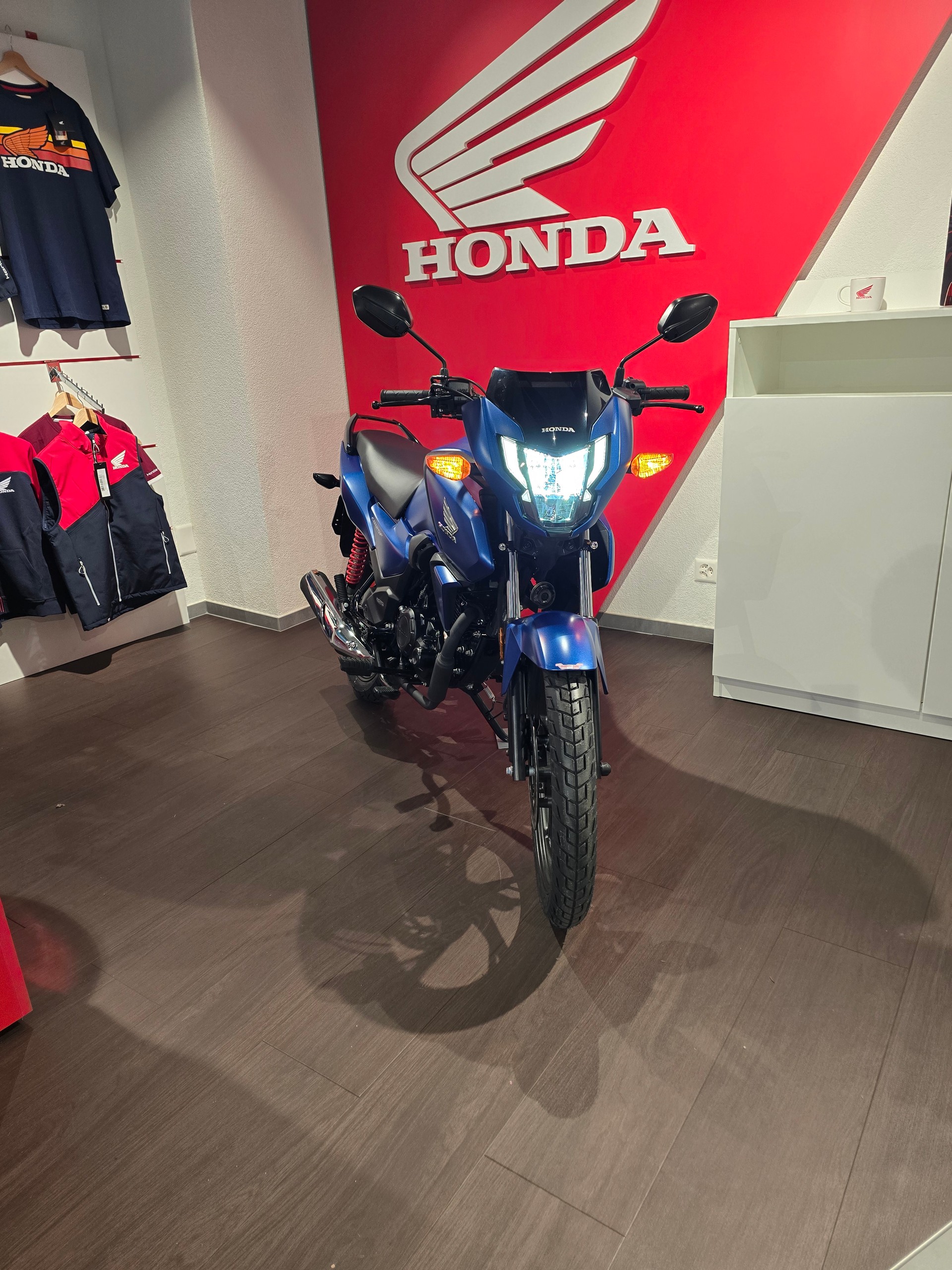 HONDA CBF 125 M-image-1