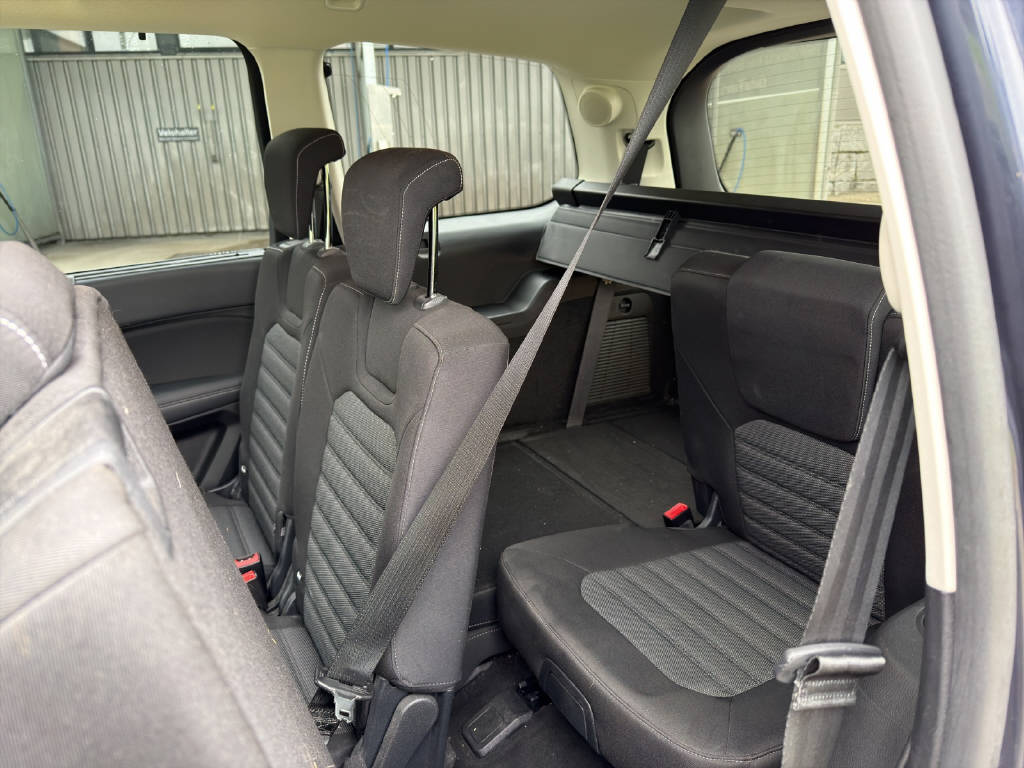FORD Galaxy 2.5 Hybrid Titanium 7 Plätzer-image-16