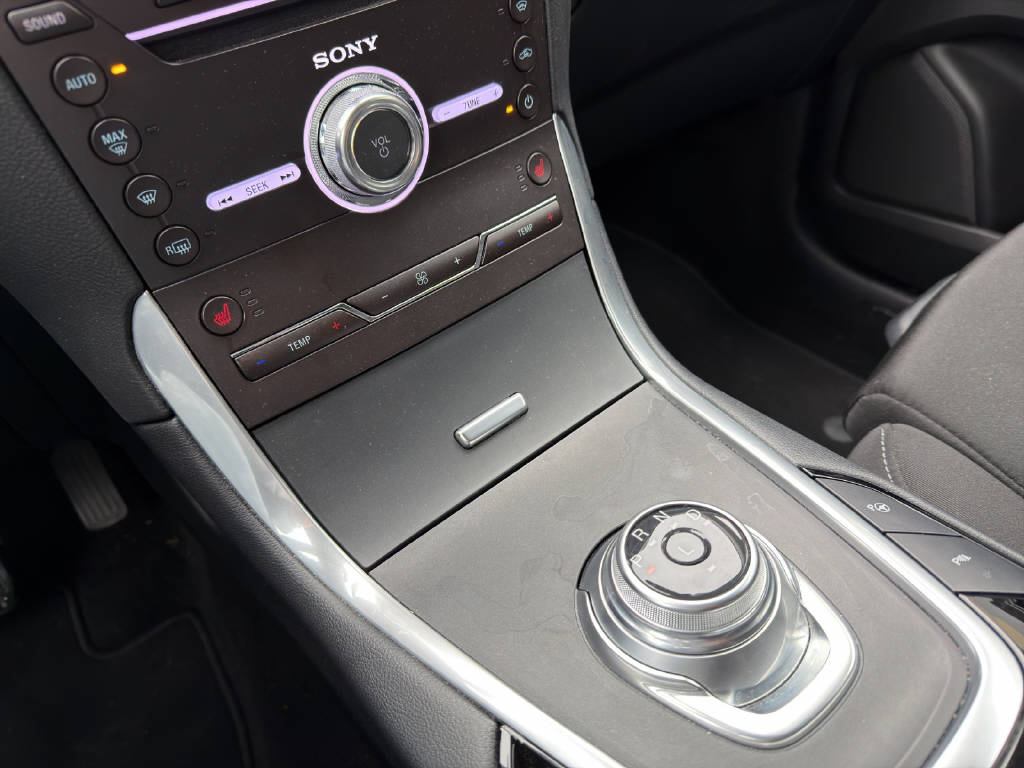 FORD Galaxy 2.5 Hybrid Titanium 7 Plätzer-image-11
