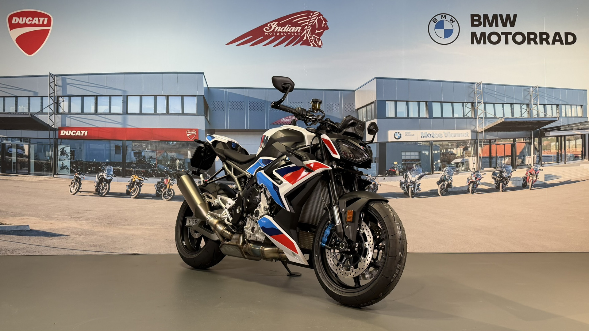 BMW M 1000 R 5 ans de garantie et Leasing à partir de 2.9%