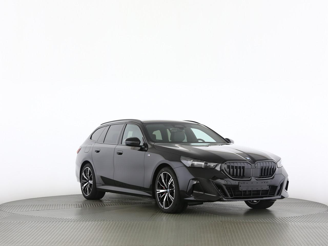 BMW 520d xDrive Touring-image-15