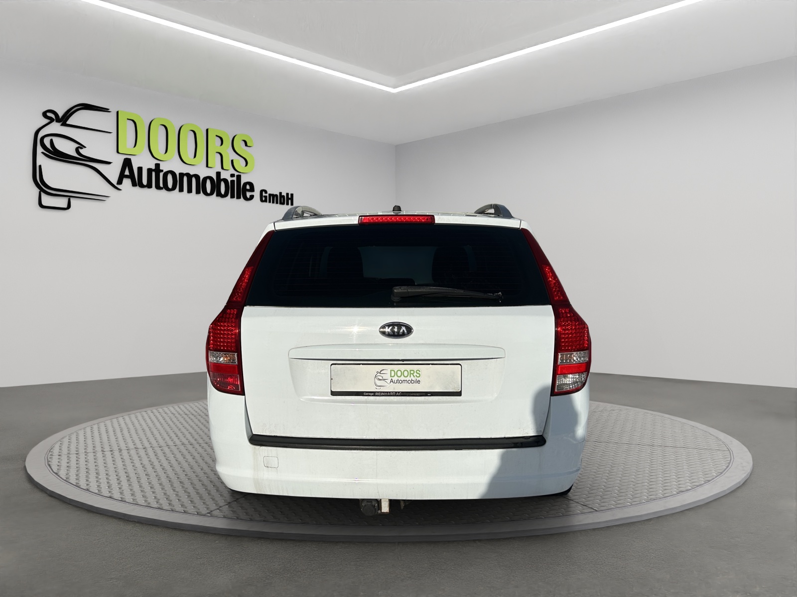 KIA Cee'd Sporty Wagon 1.4 16V Basic-image-4
