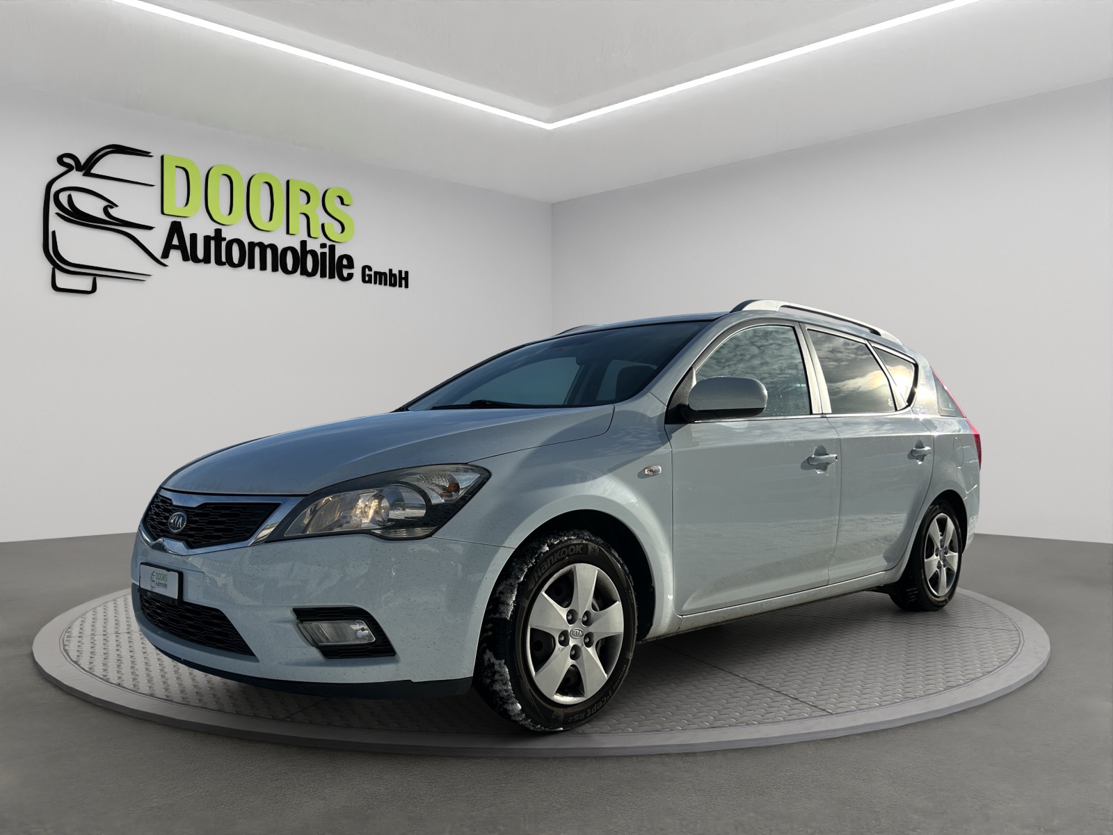 KIA Cee'd Sporty Wagon 1.4 16V Basic-showroom-element-2