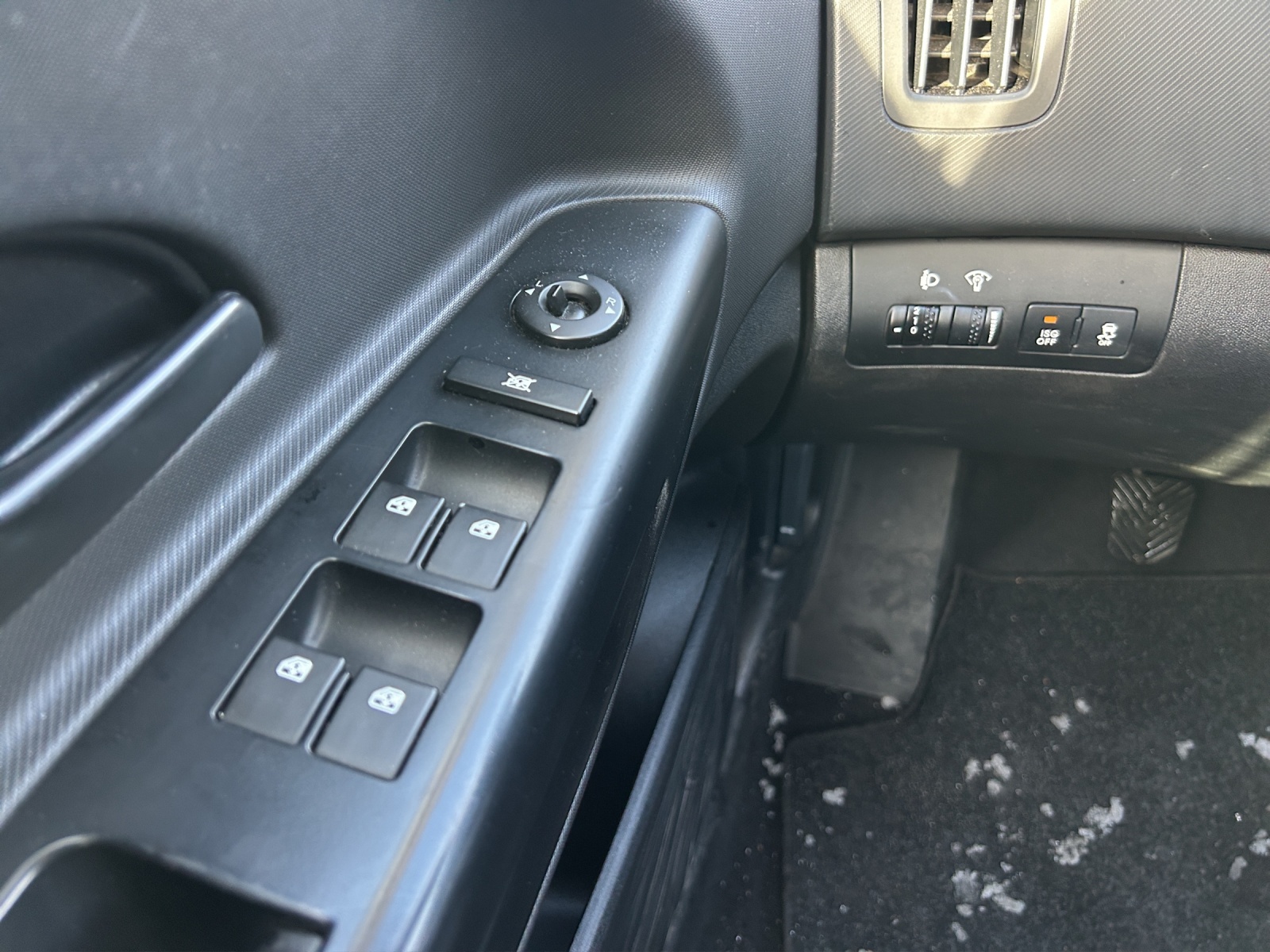 KIA Cee'd Sporty Wagon 1.4 16V Basic-image-16