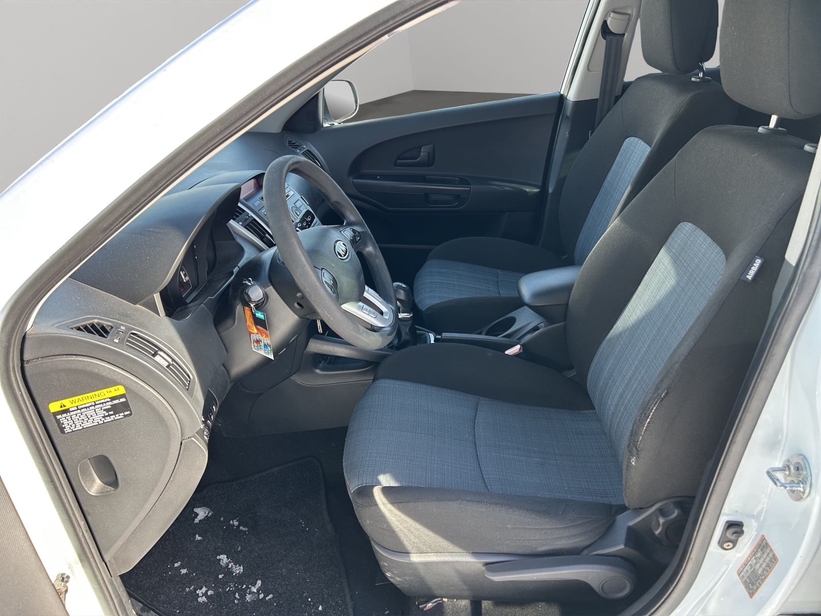 KIA Cee'd Sporty Wagon 1.4 16V Basic-image-8