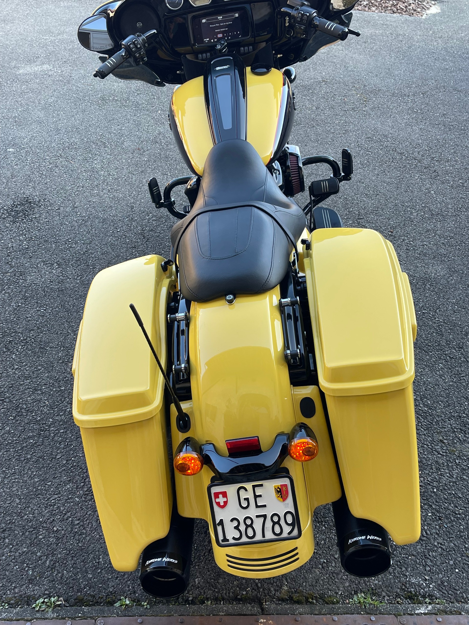HARLEY-DAVIDSON FLHXS Street Glide Special 114-image-7
