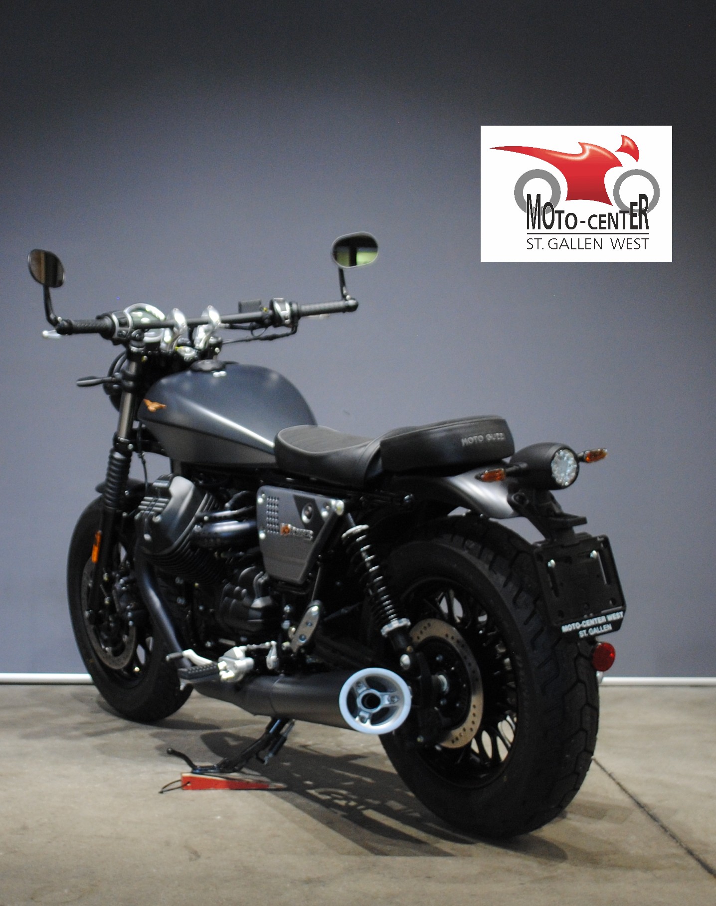 MOTO GUZZI V9 850 Bobber Special Edition-image-3