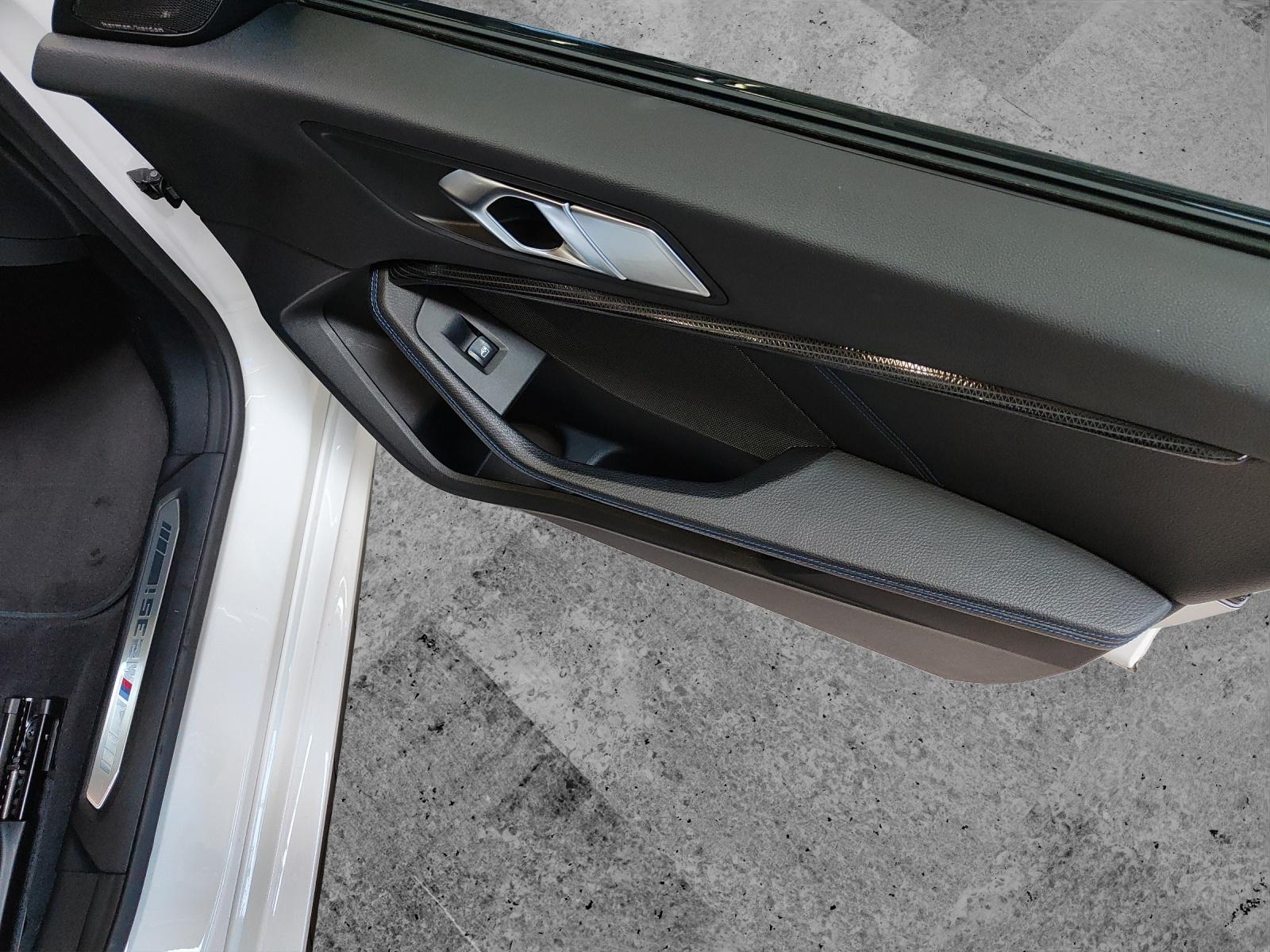 BMW M235i xDrive Gran Coupé-image-21