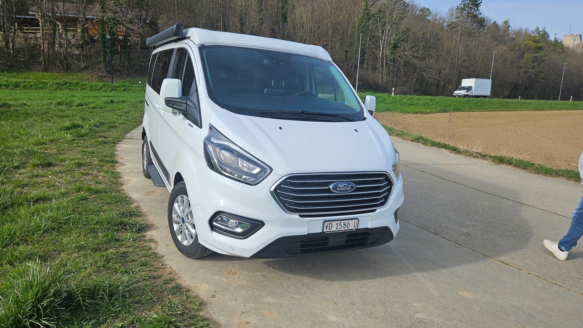 FORD Tourneo Custom 320 L1H1 Trend Aut.-image-1